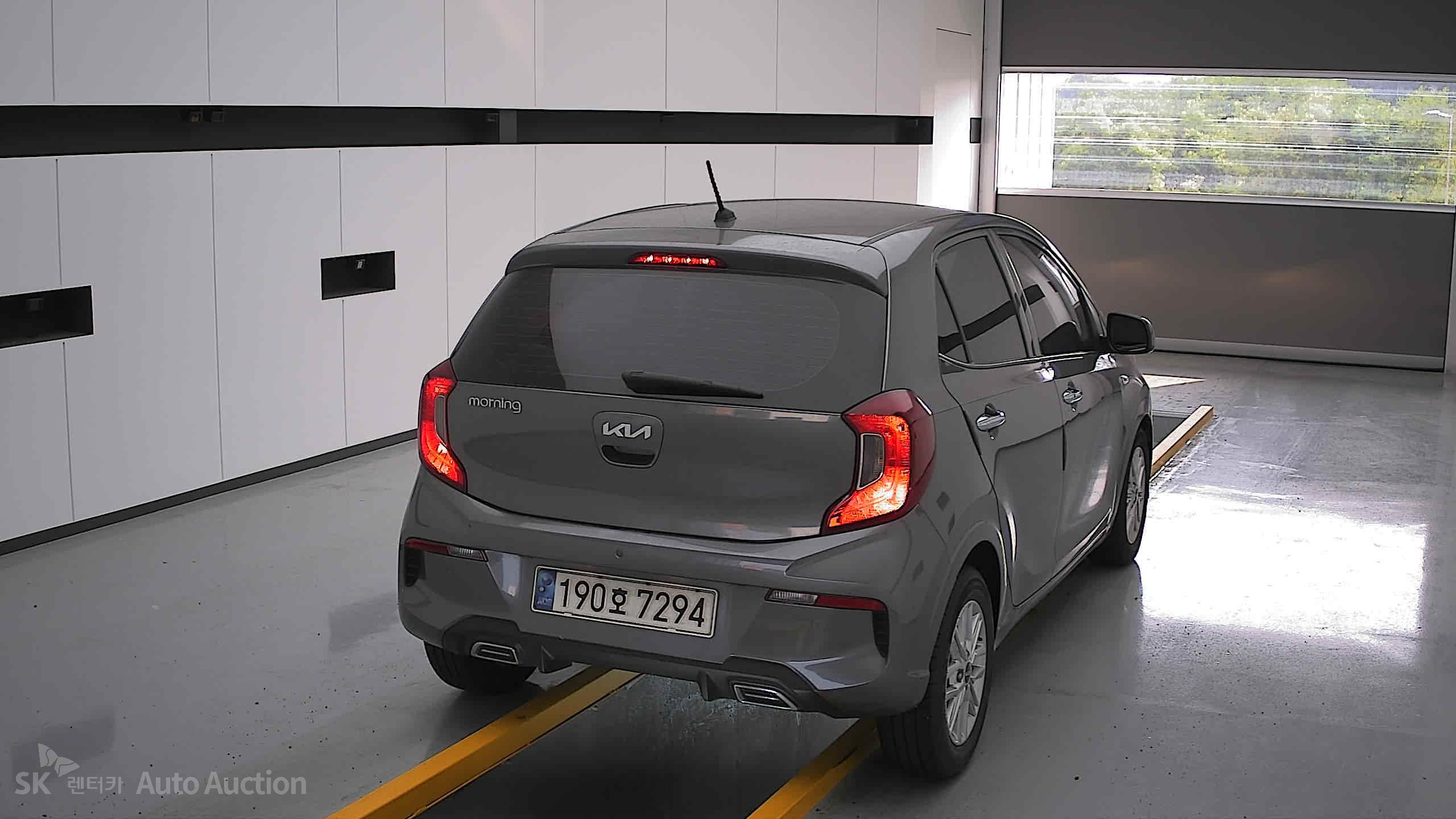 2022 - kia morning