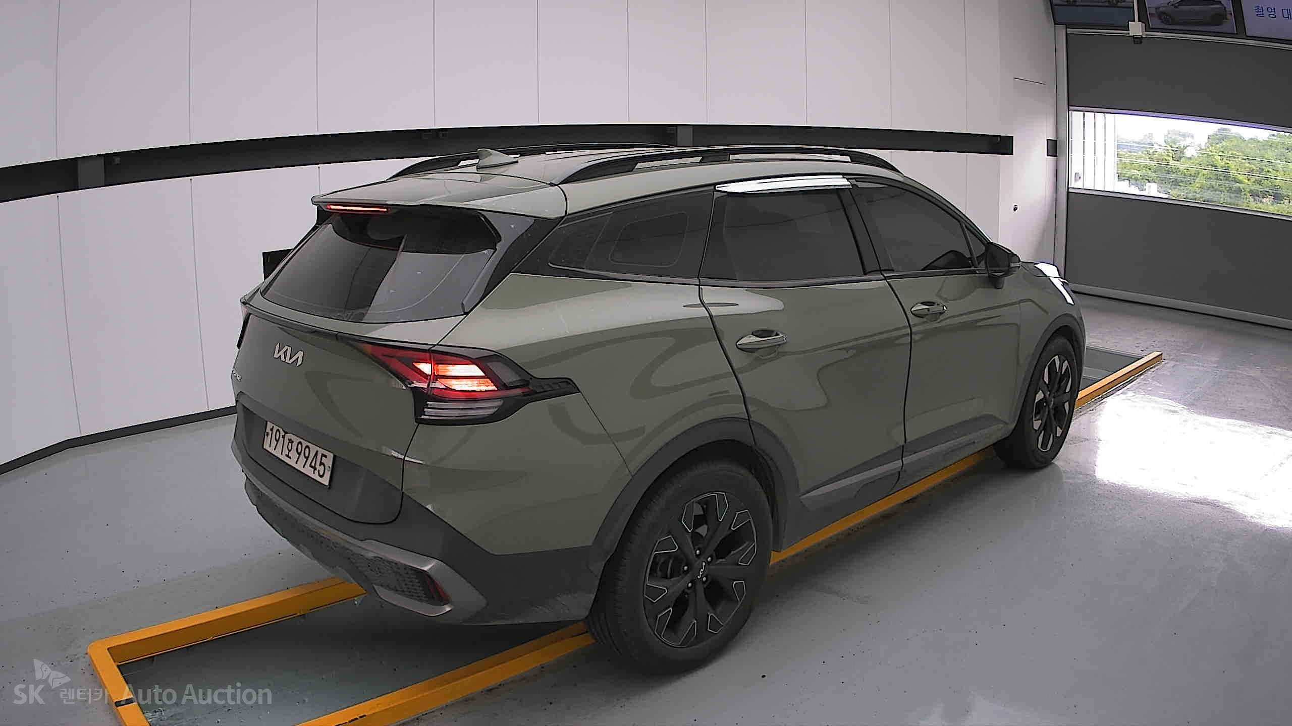 2023 - kia sportage
