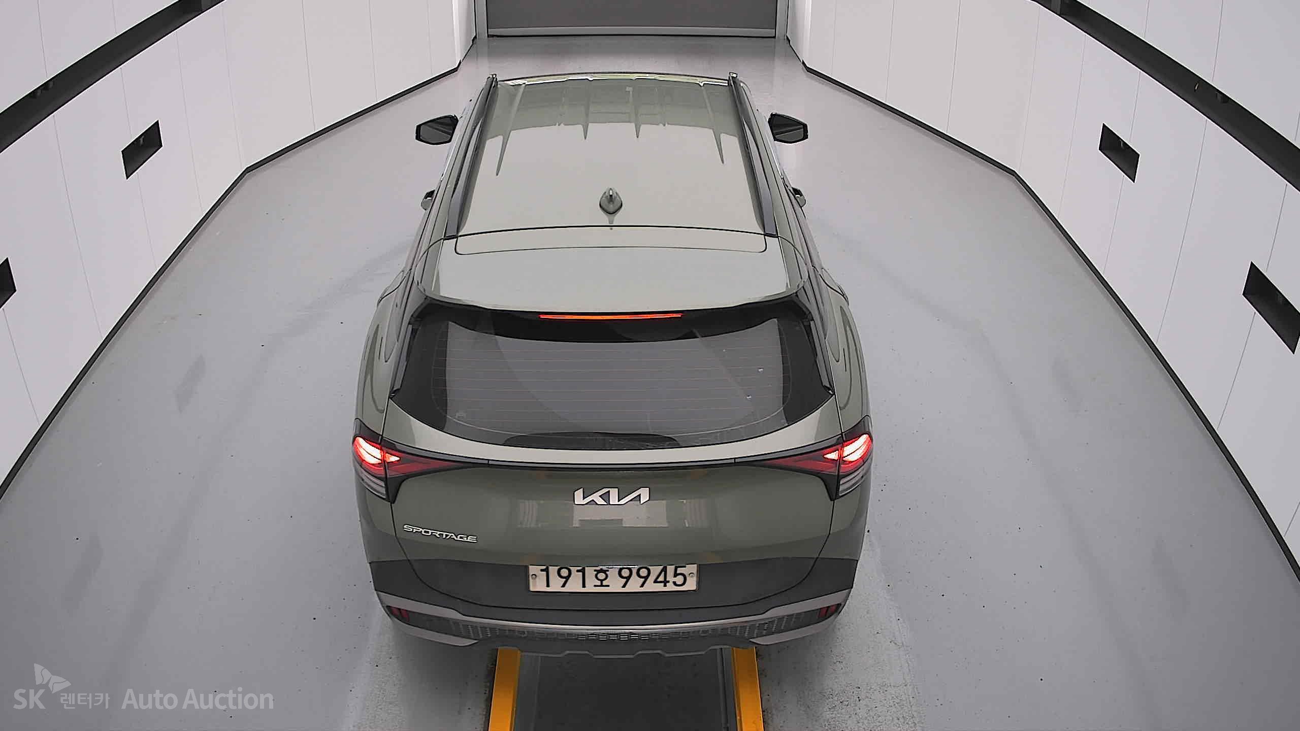 2023 - kia sportage