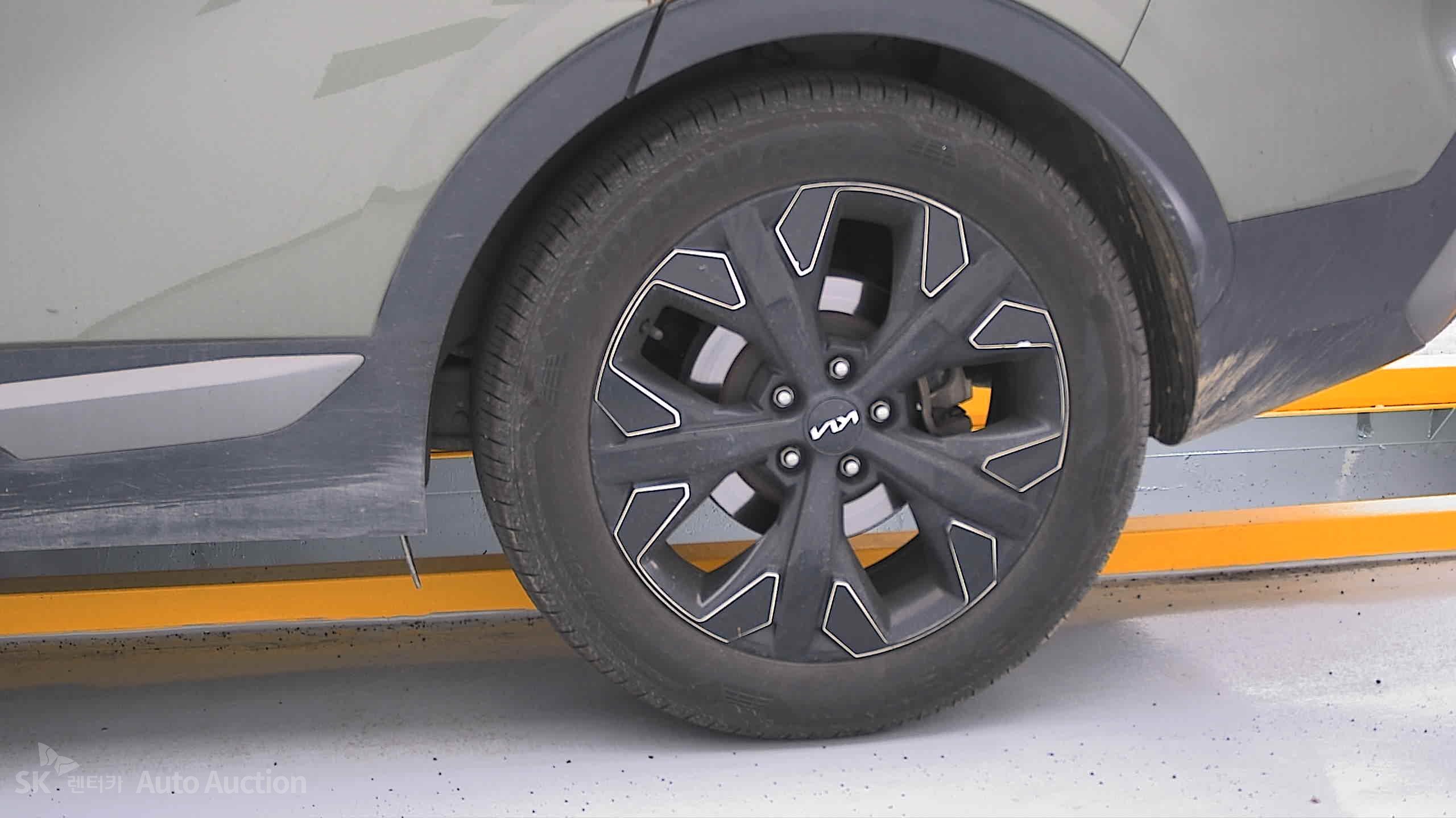 2023 - kia sportage