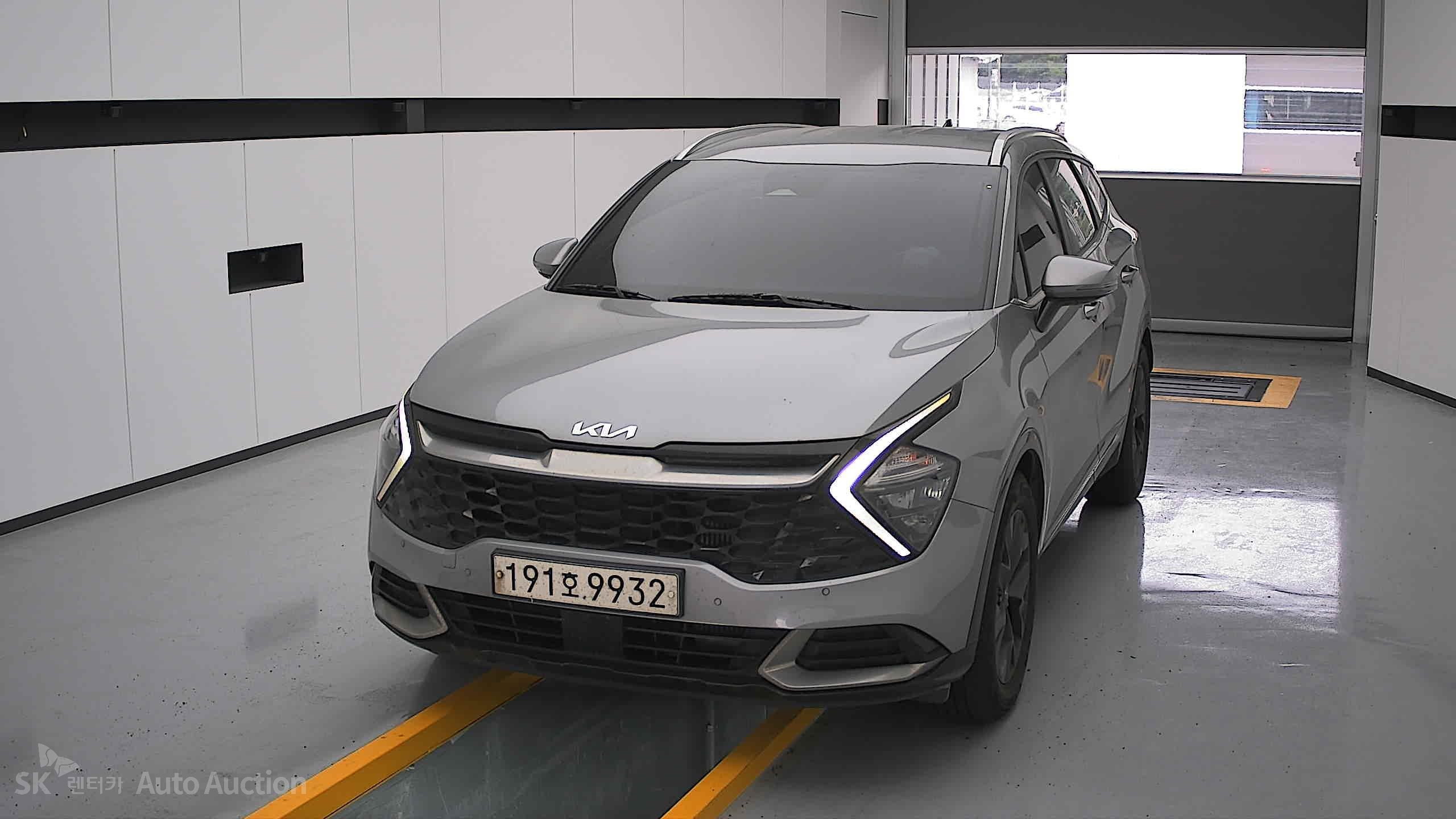 2023 - kia sportage