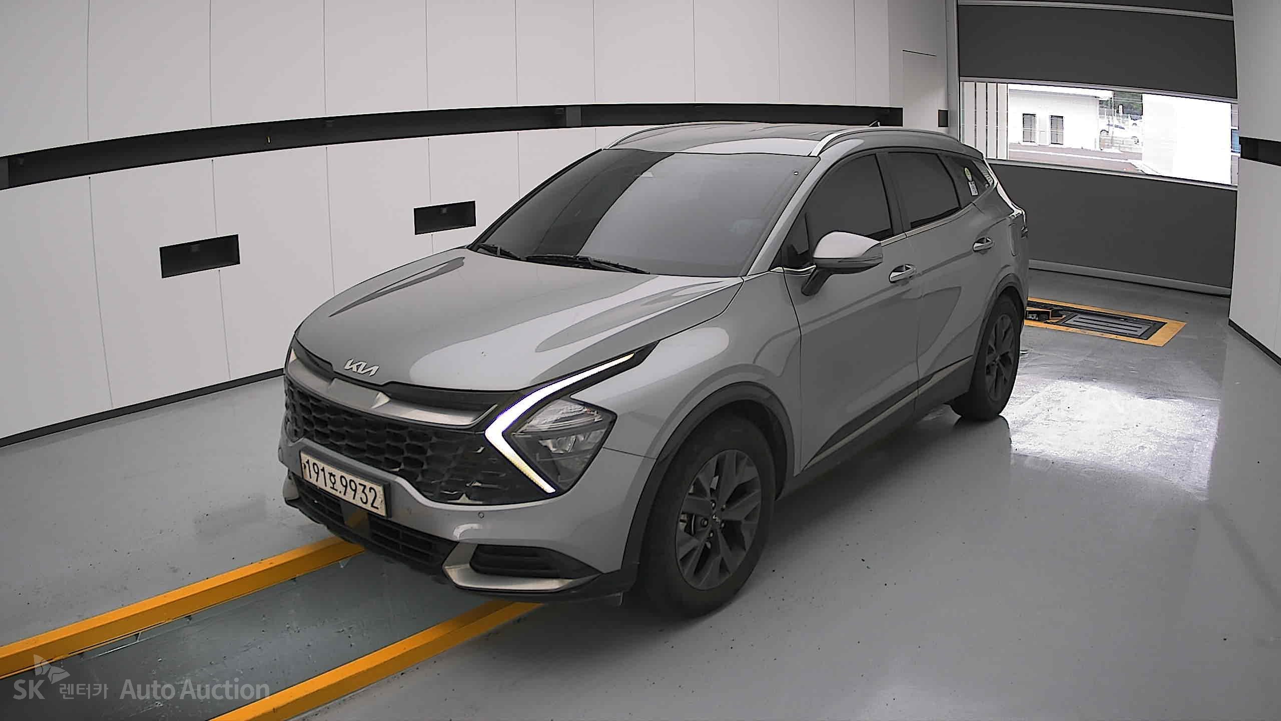 2023 - kia sportage