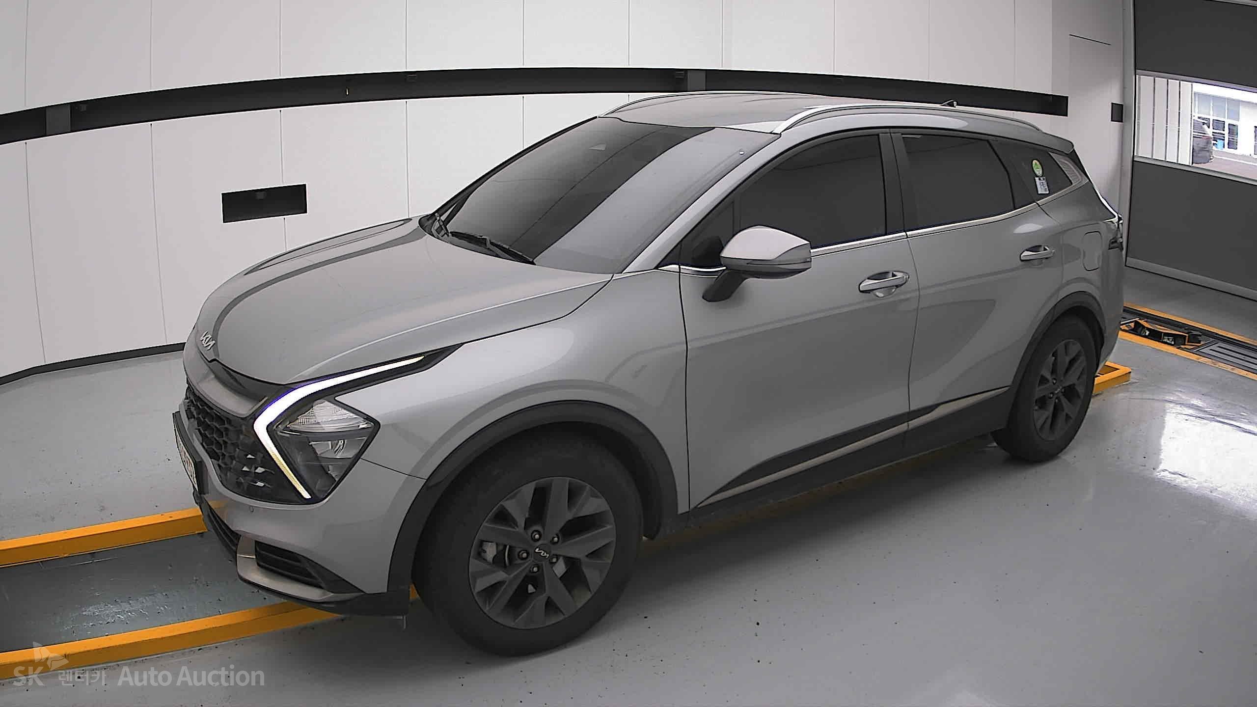 2023 - kia sportage