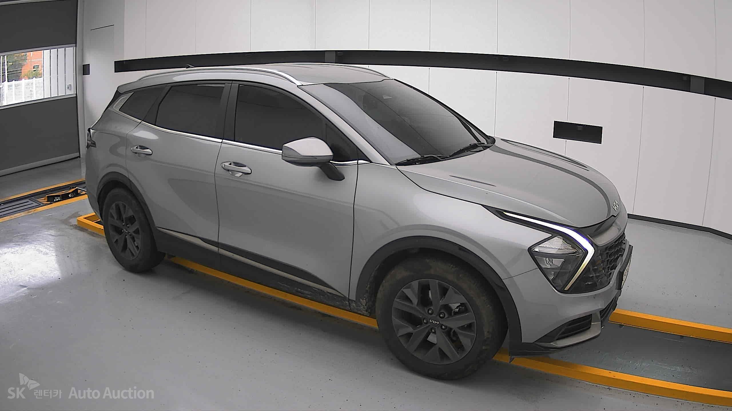 2023 - kia sportage