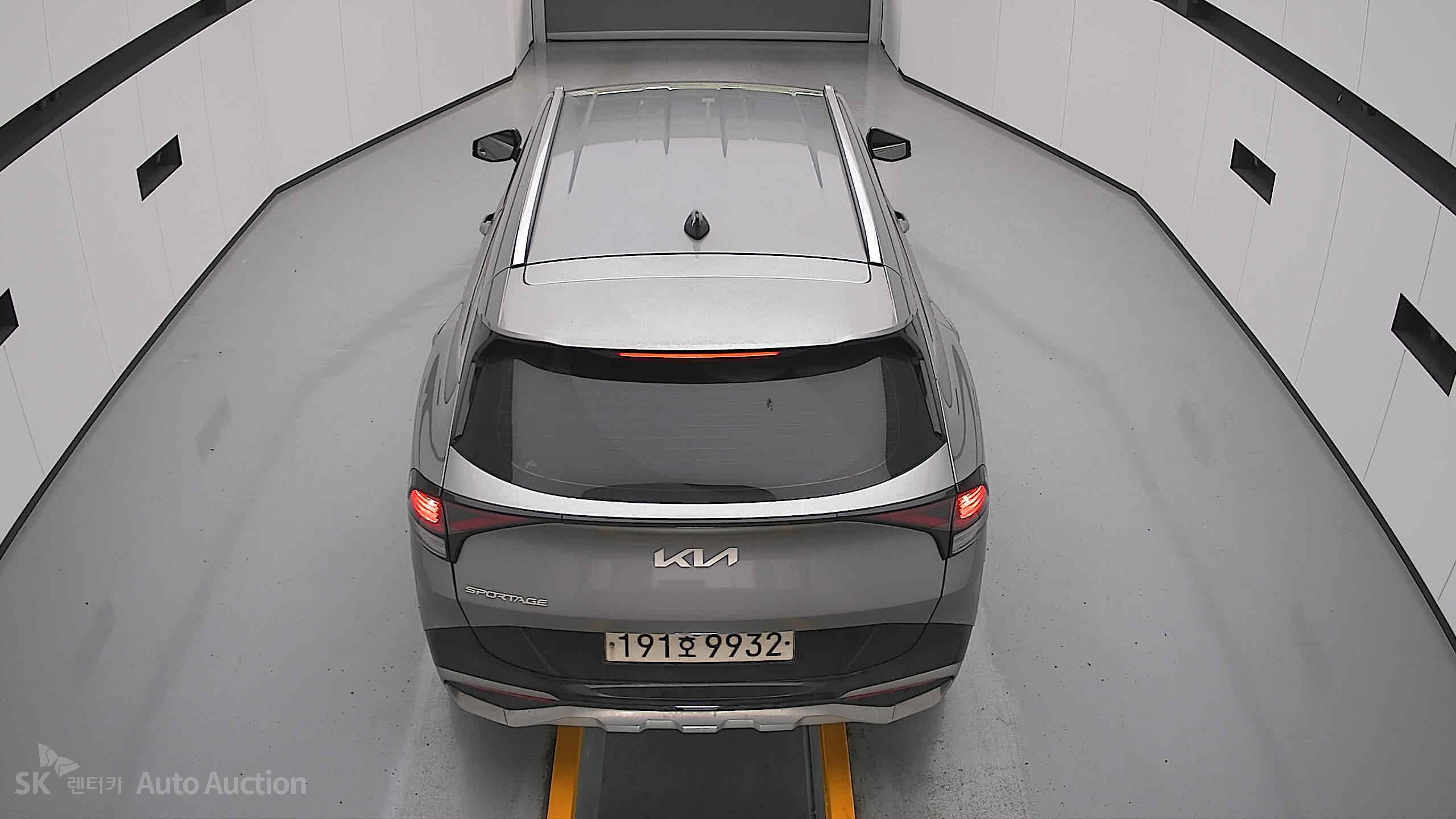 2023 - kia sportage