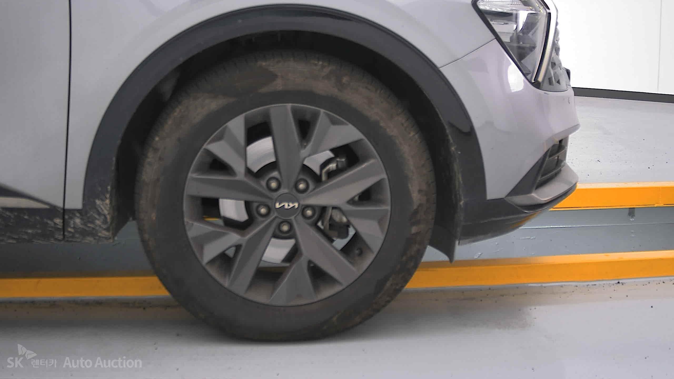 2023 - kia sportage