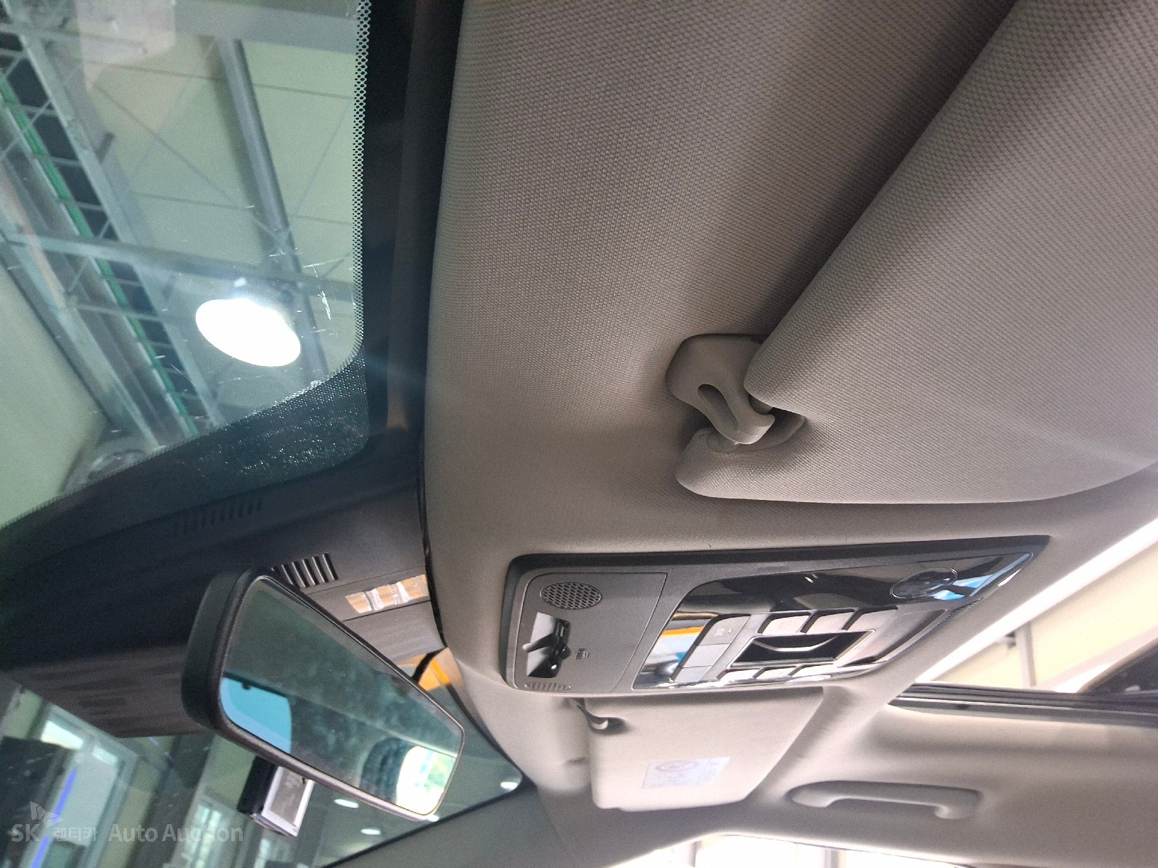 2023 - kia carnival
