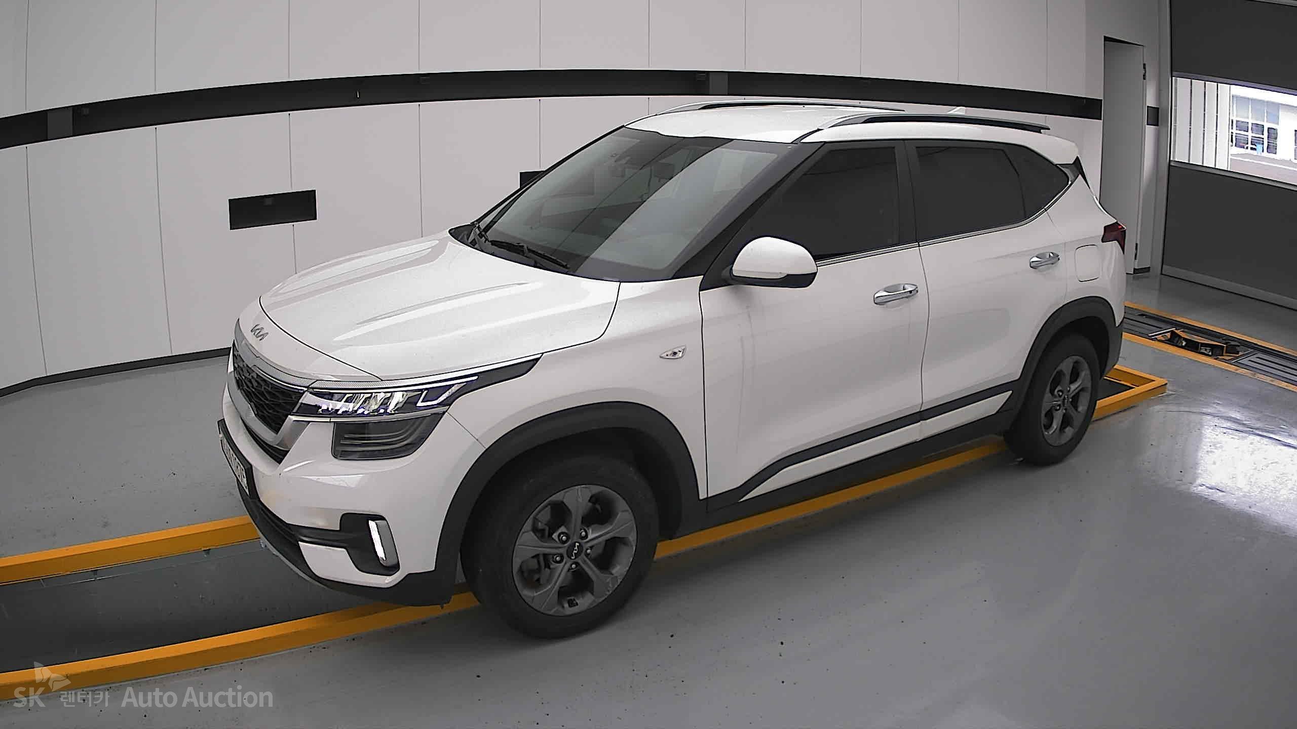2023 - kia seltos