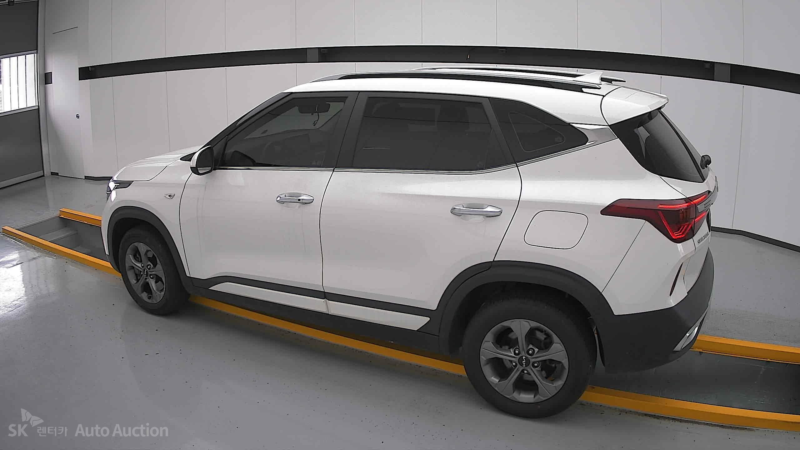 2023 - kia seltos