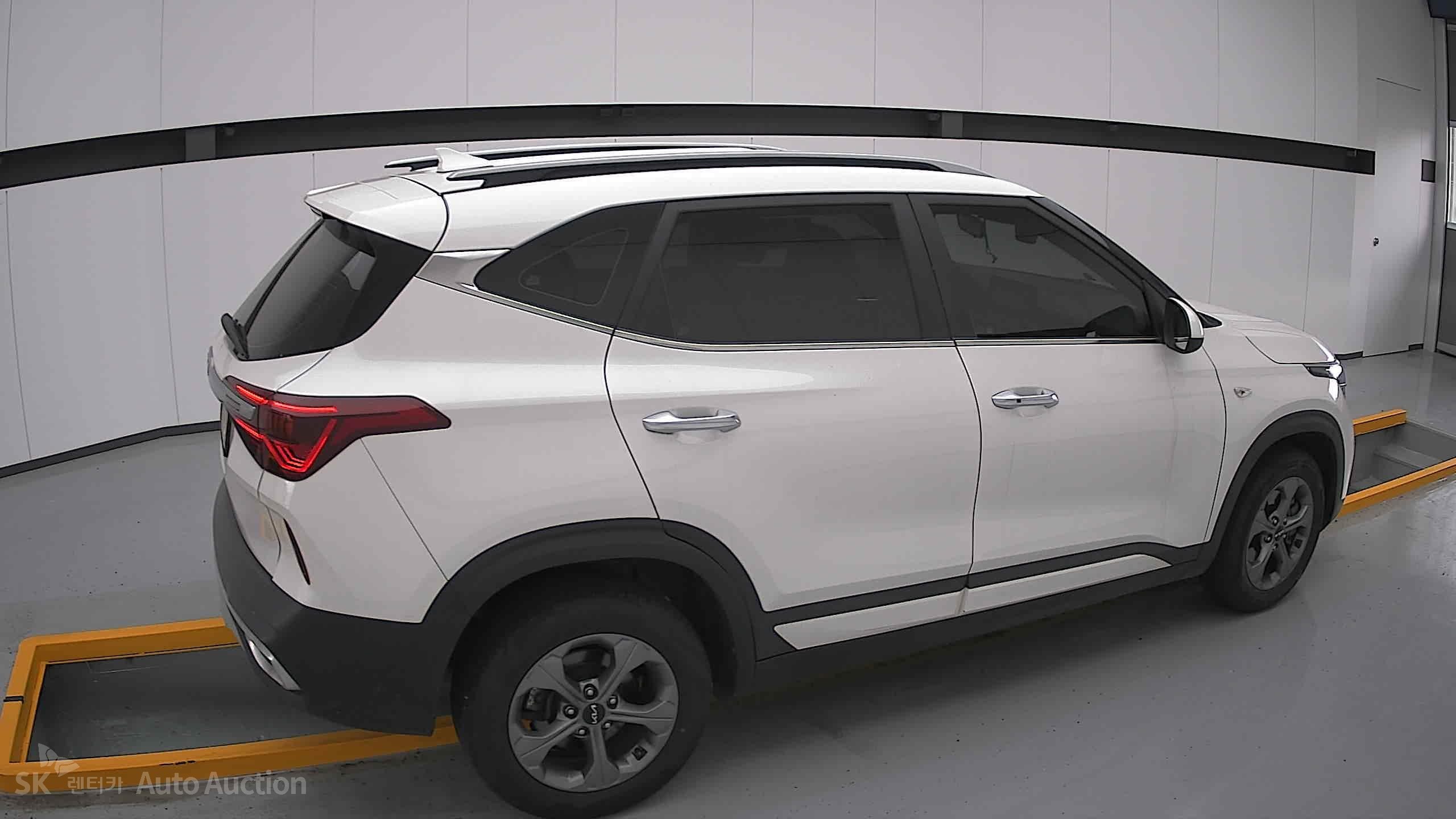2023 - kia seltos