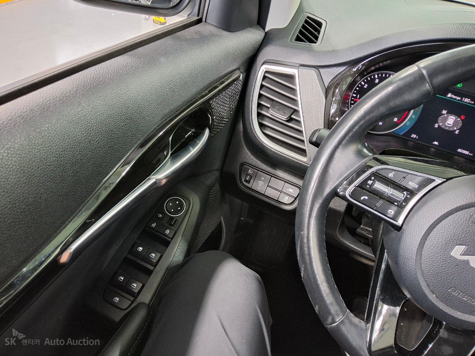 2023 - kia seltos