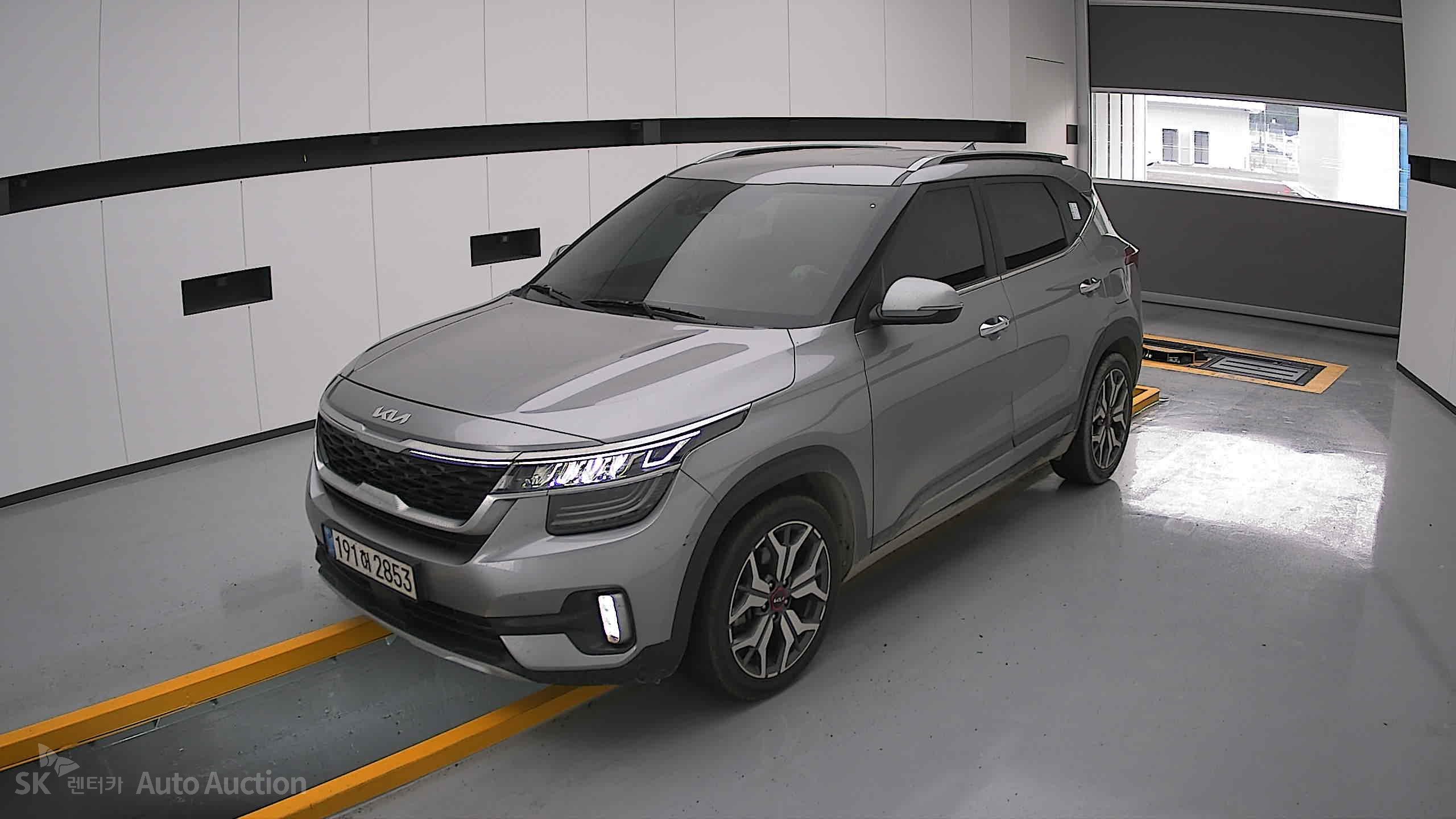 2023 - kia seltos