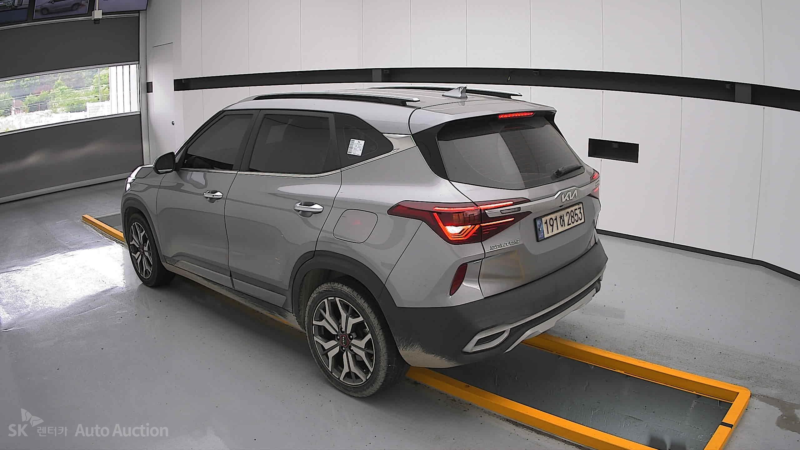 2023 - kia seltos