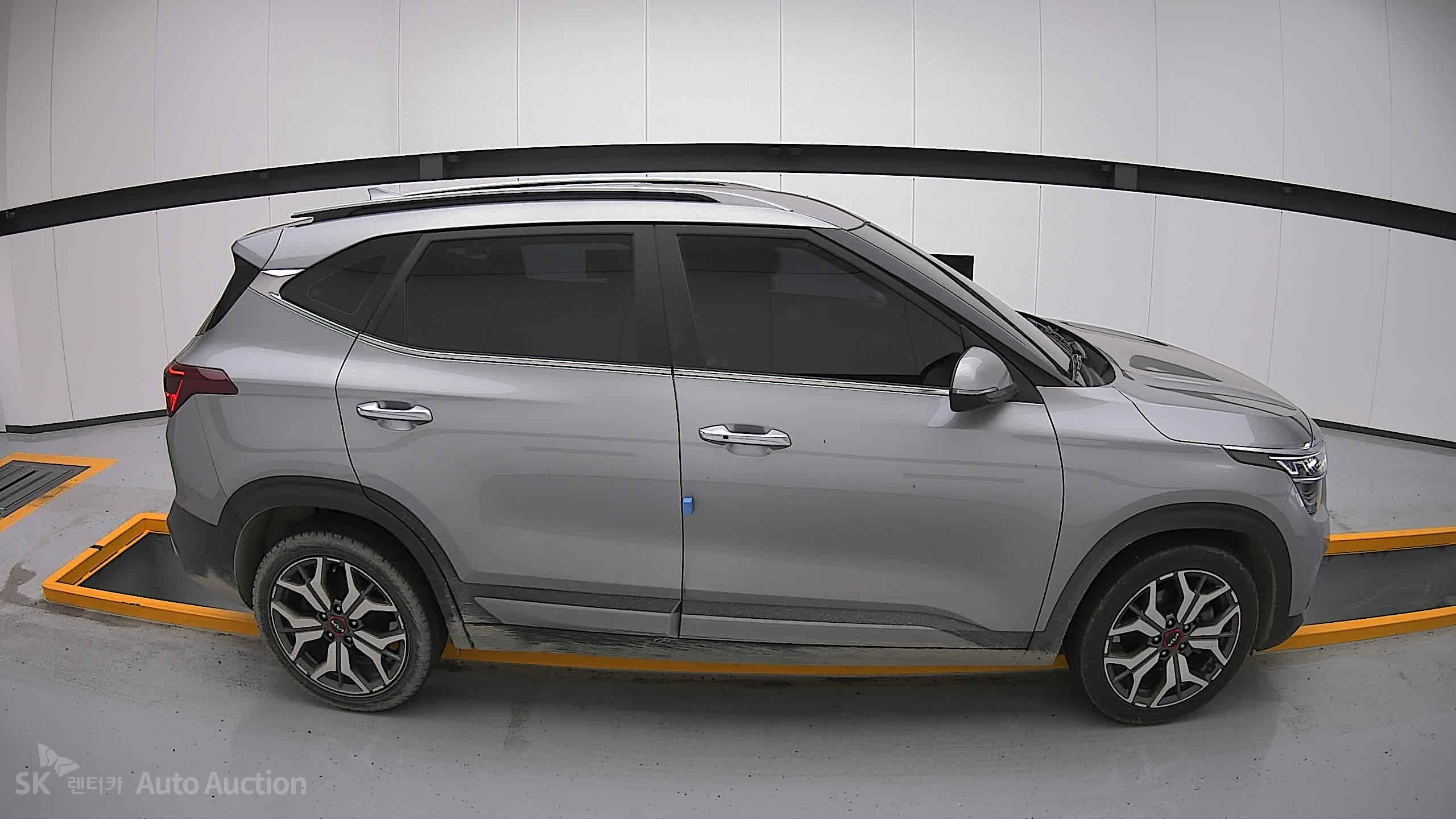 2023 - kia seltos