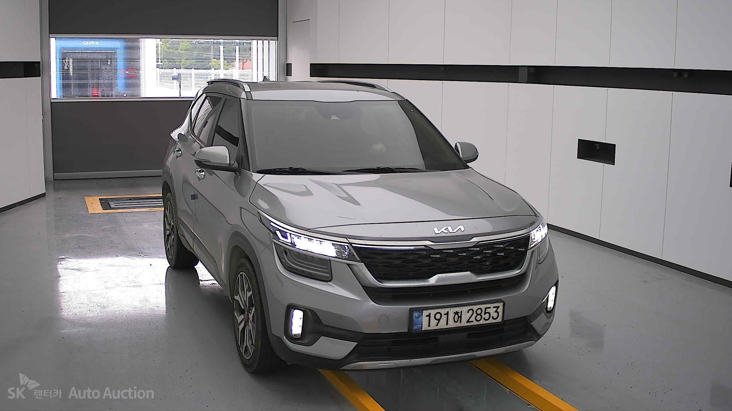 2023 - kia seltos