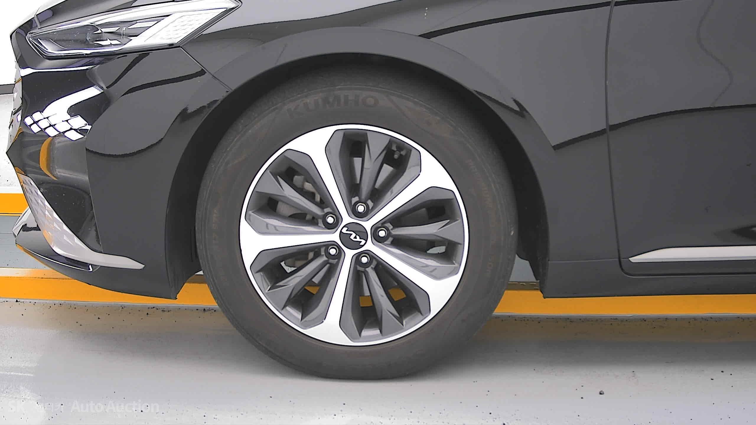 2022 - kia k8