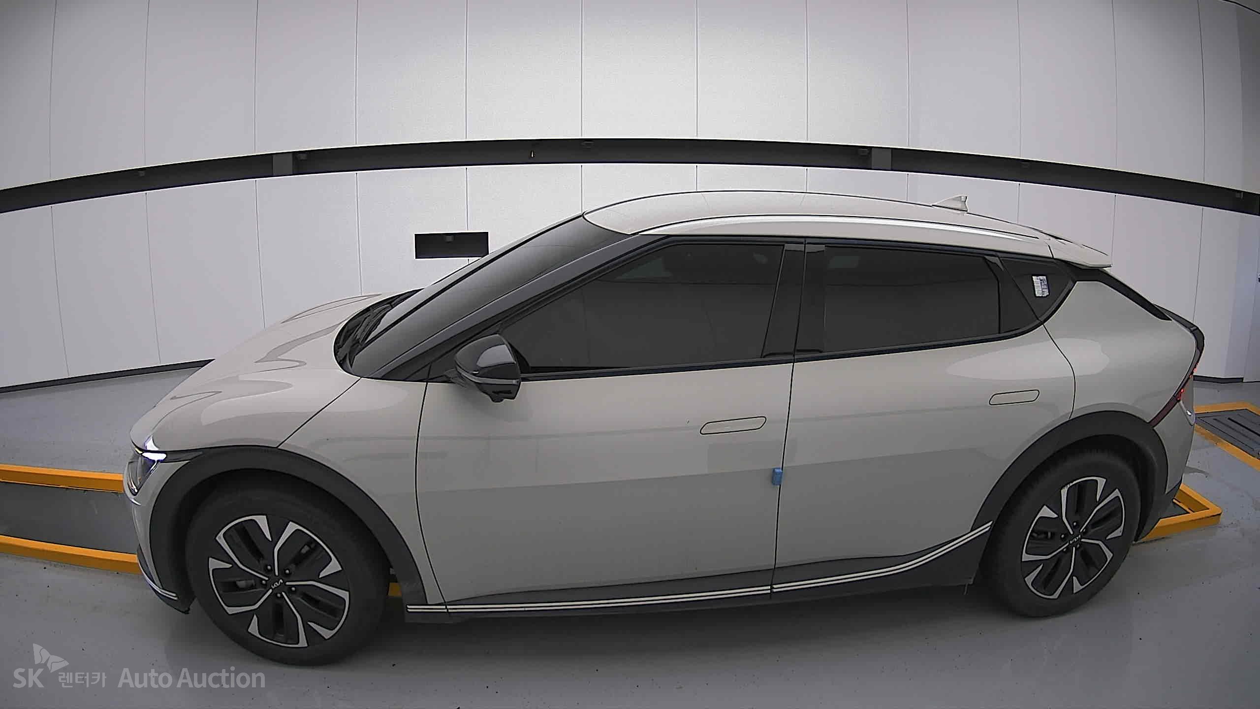 2022 - kia ev6