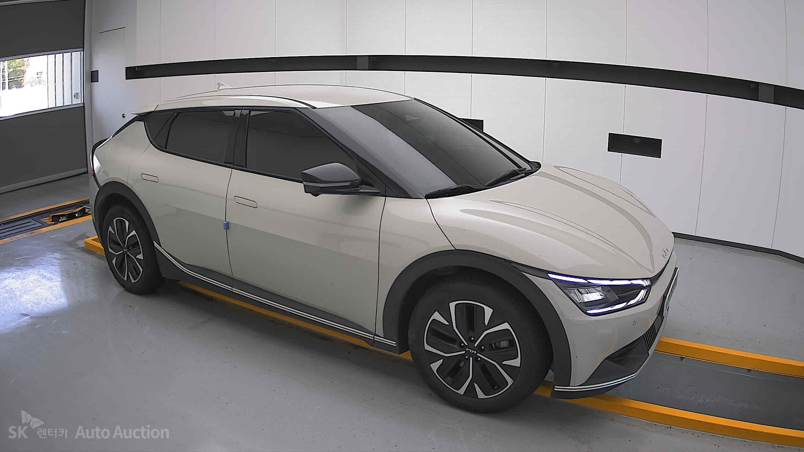 2022 - kia ev6