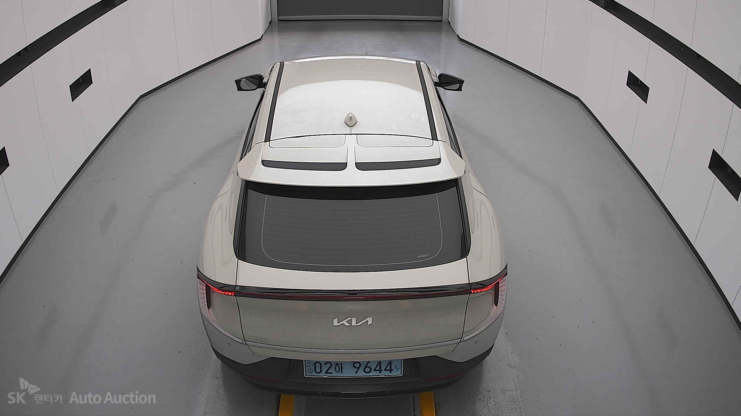 2022 - kia ev6