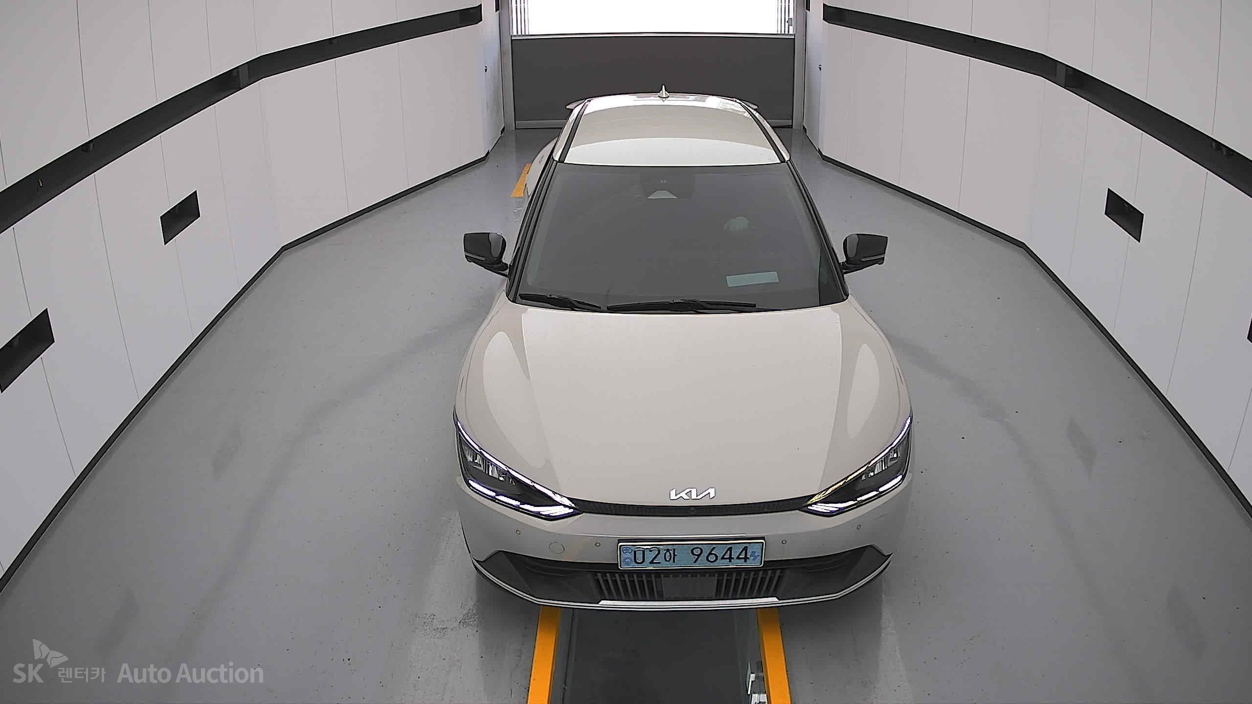 2022 - kia ev6