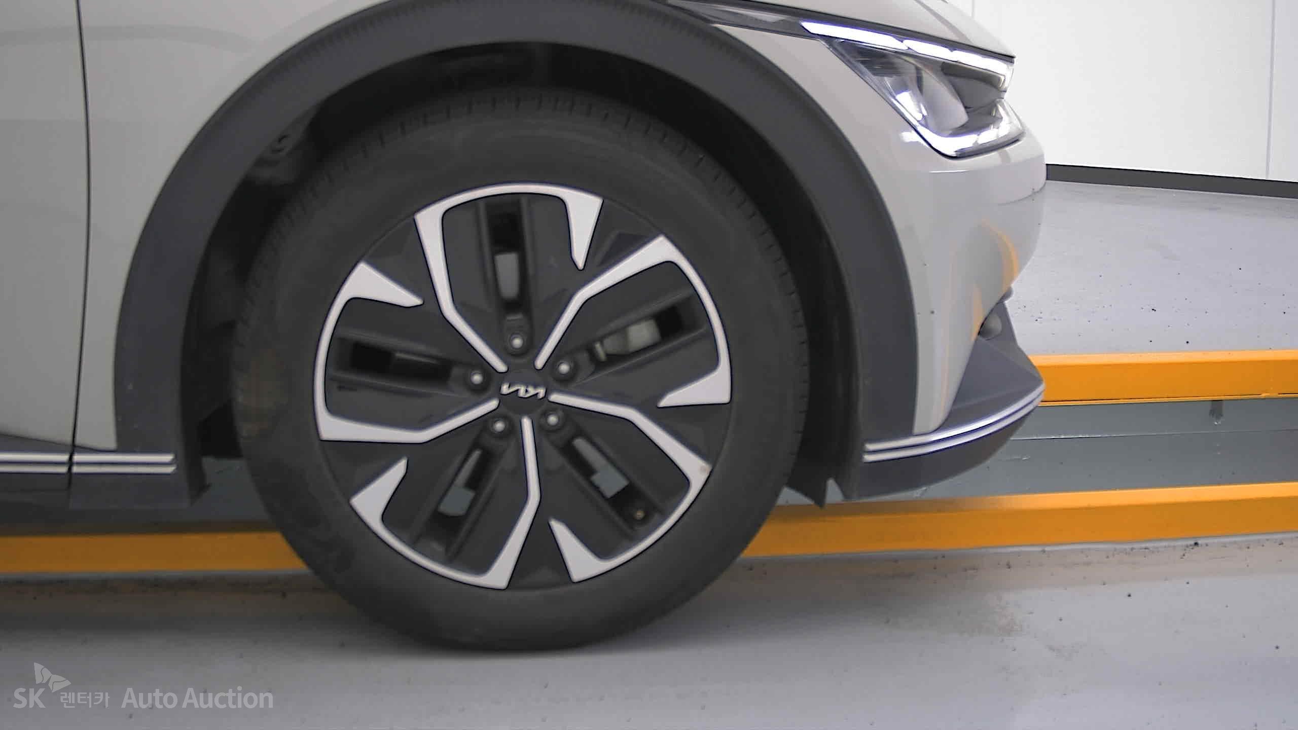 2022 - kia ev6
