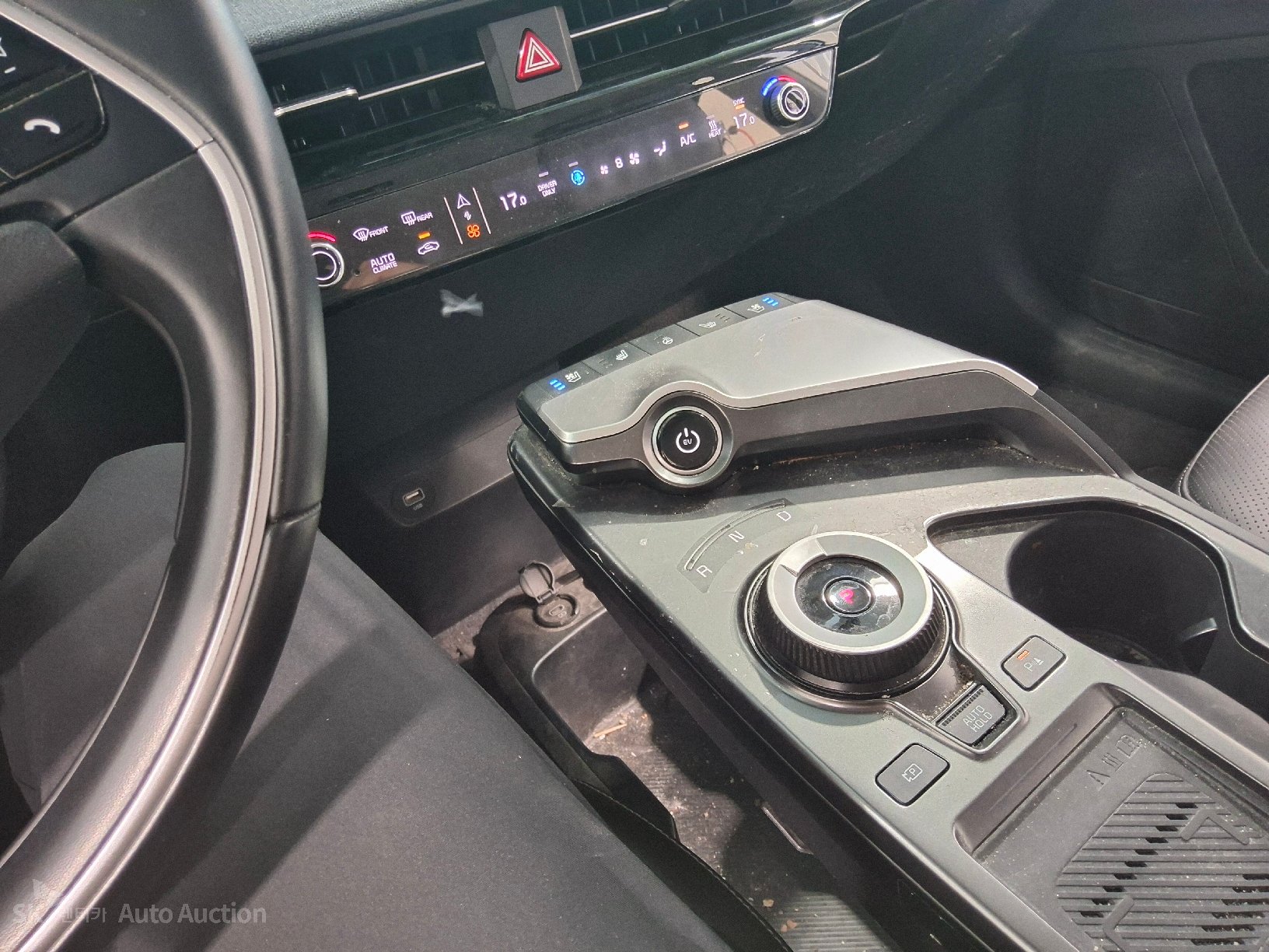 2022 - kia ev6