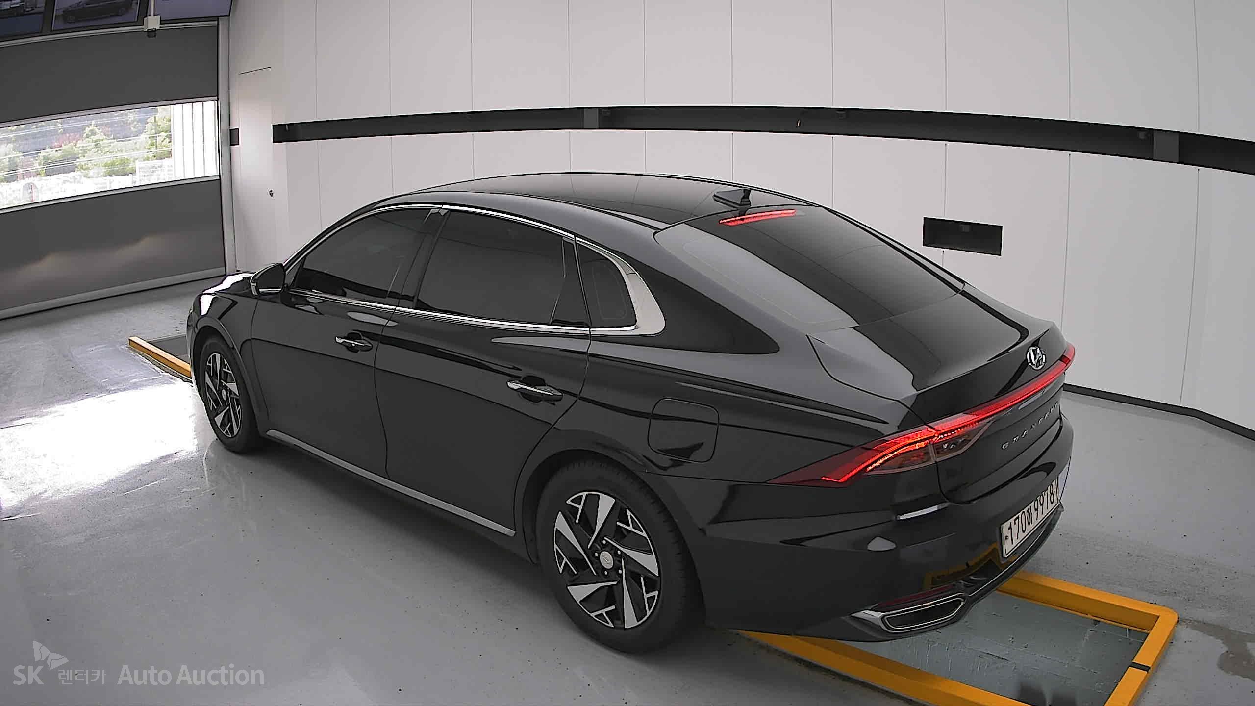 2022 - hyundai grandeur