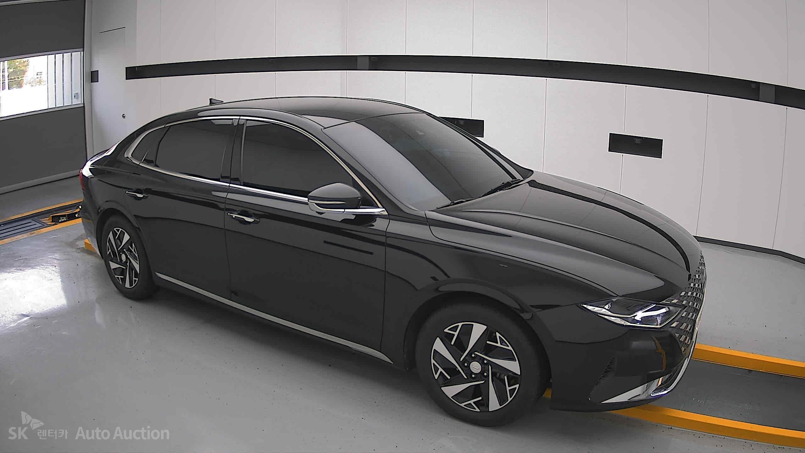 2022 - hyundai grandeur