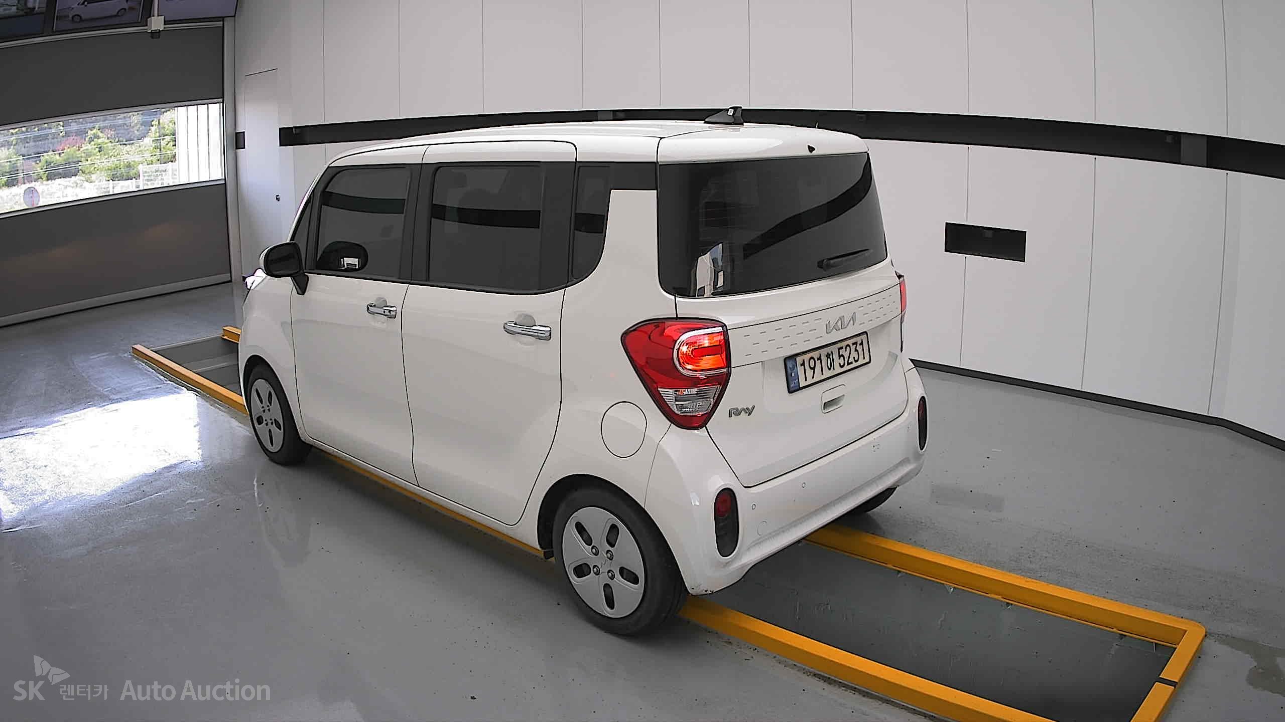 2022 - kia ray