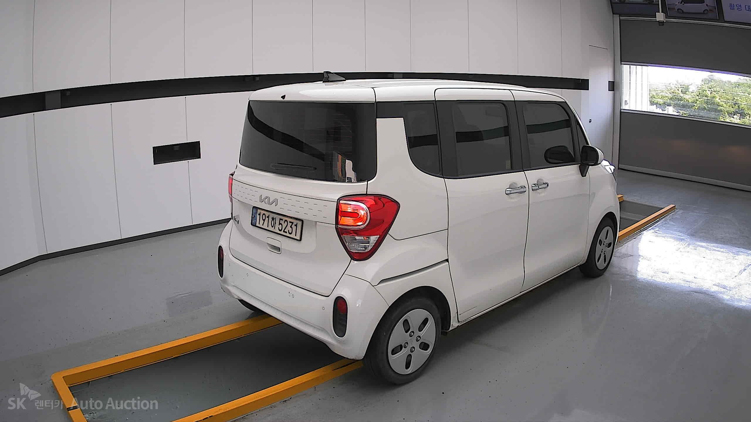 2022 - kia ray