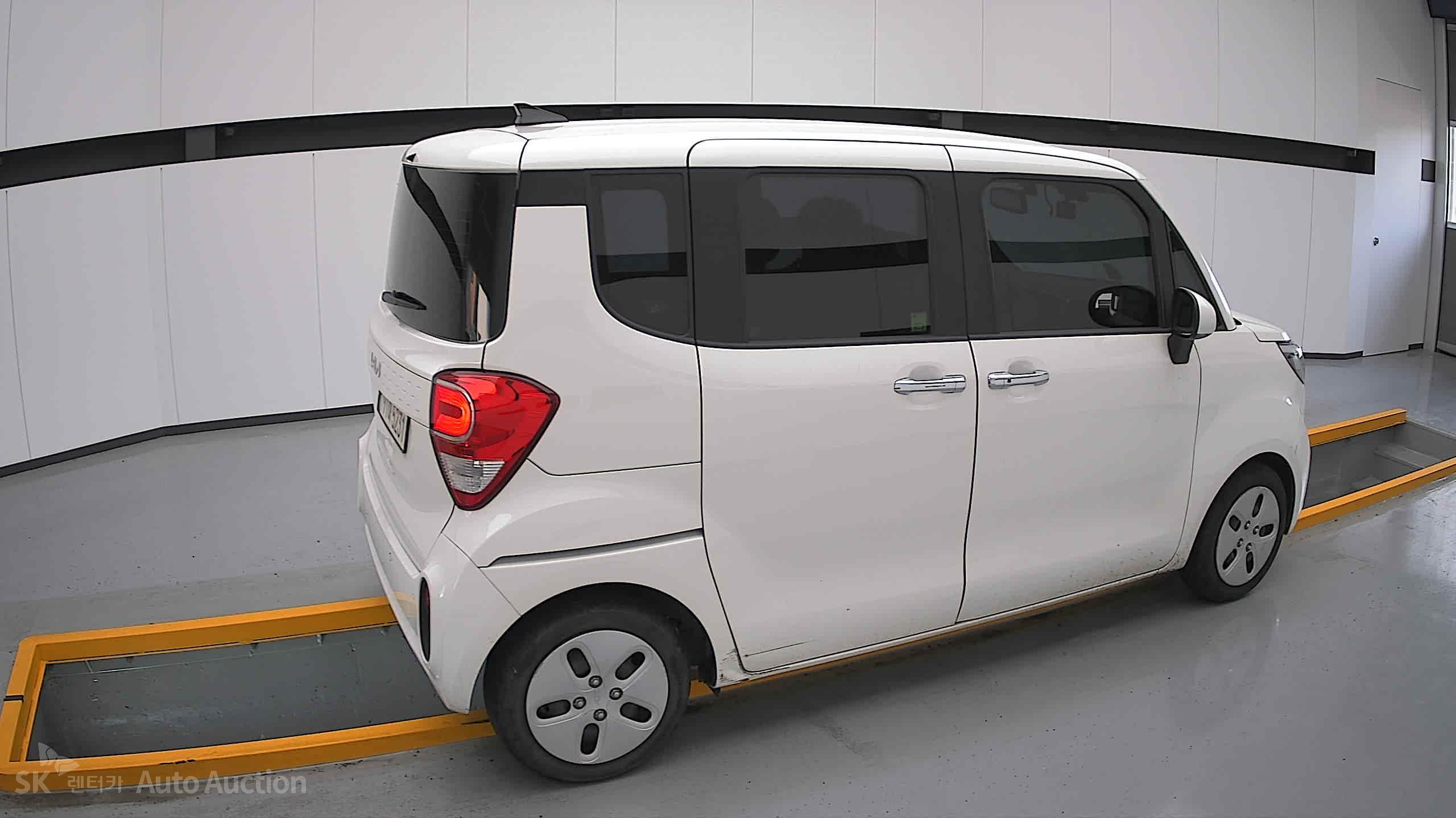 2022 - kia ray