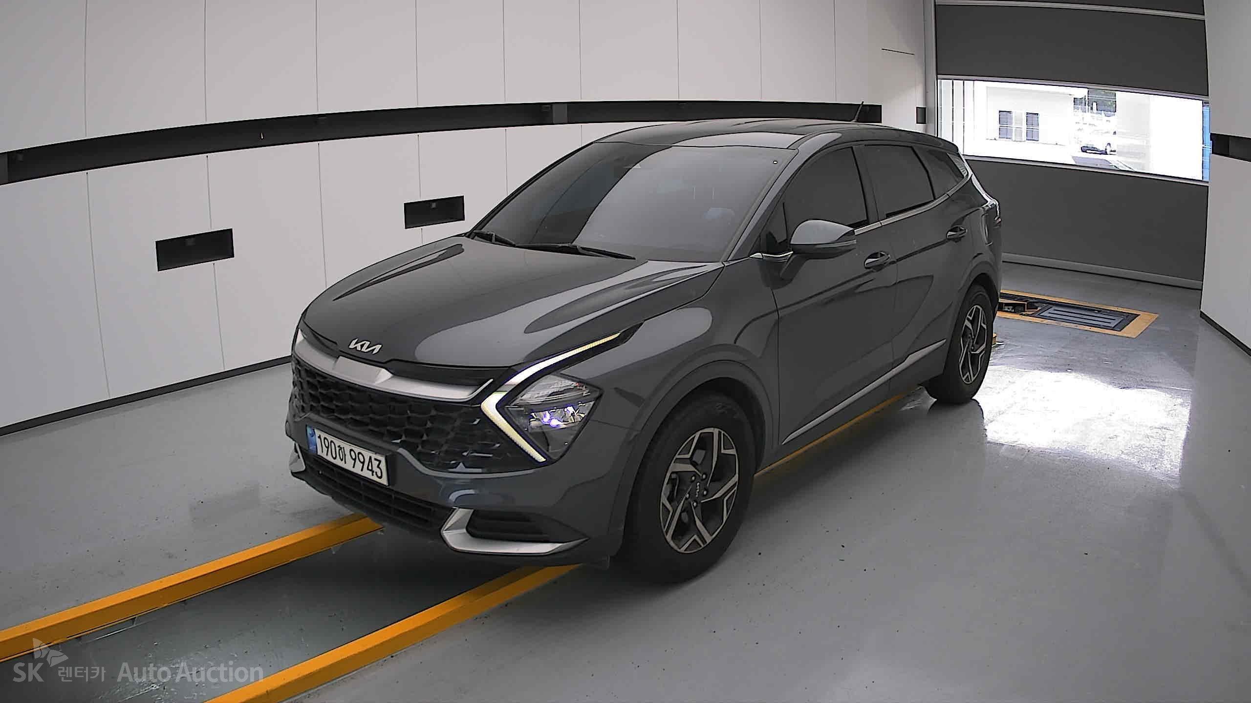 2023 - kia sportage
