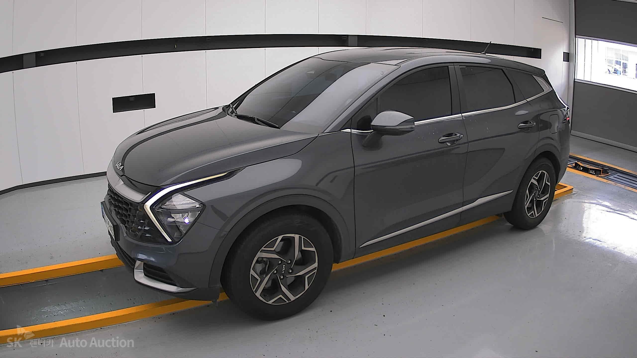2023 - kia sportage