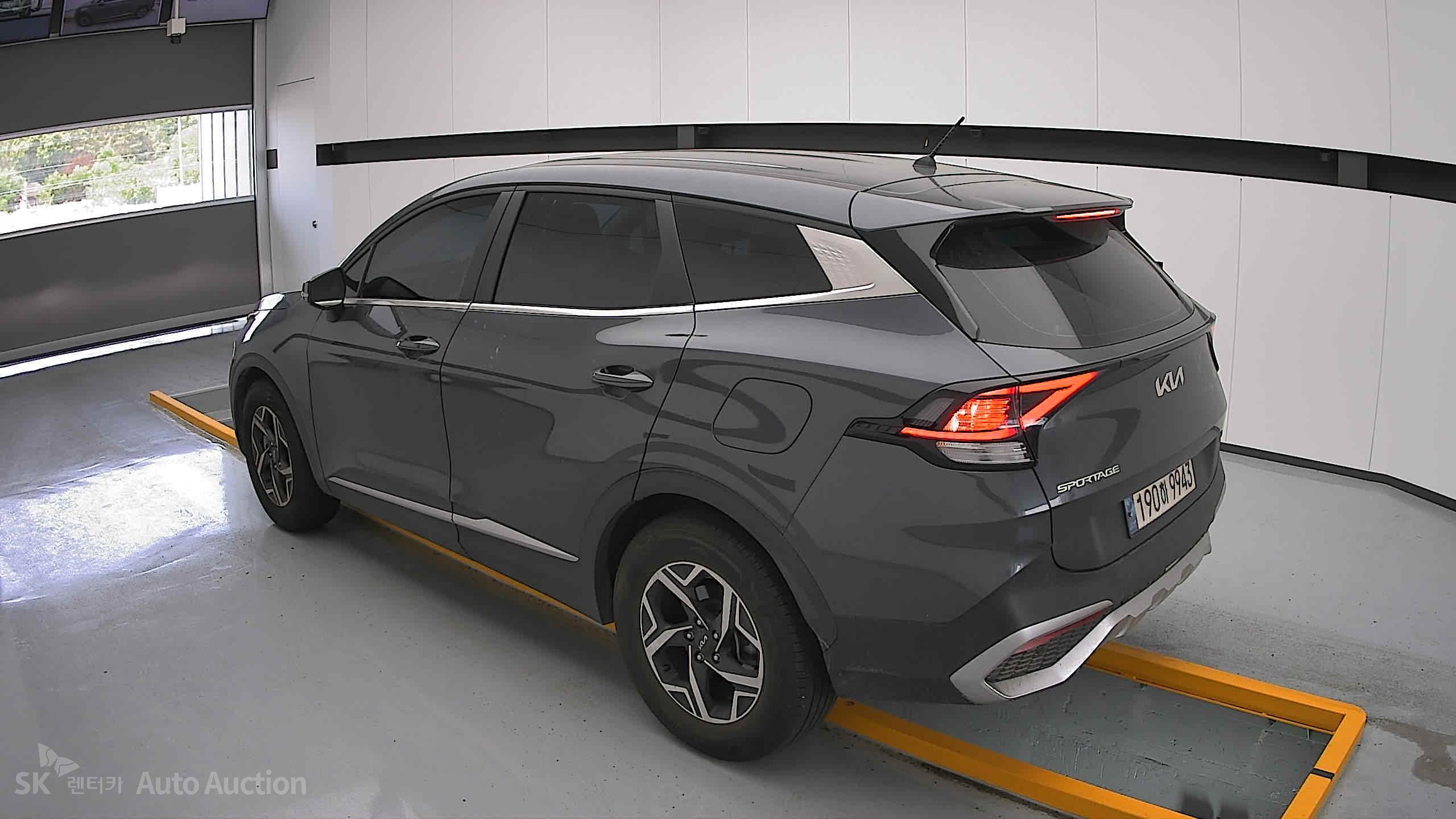 2023 - kia sportage