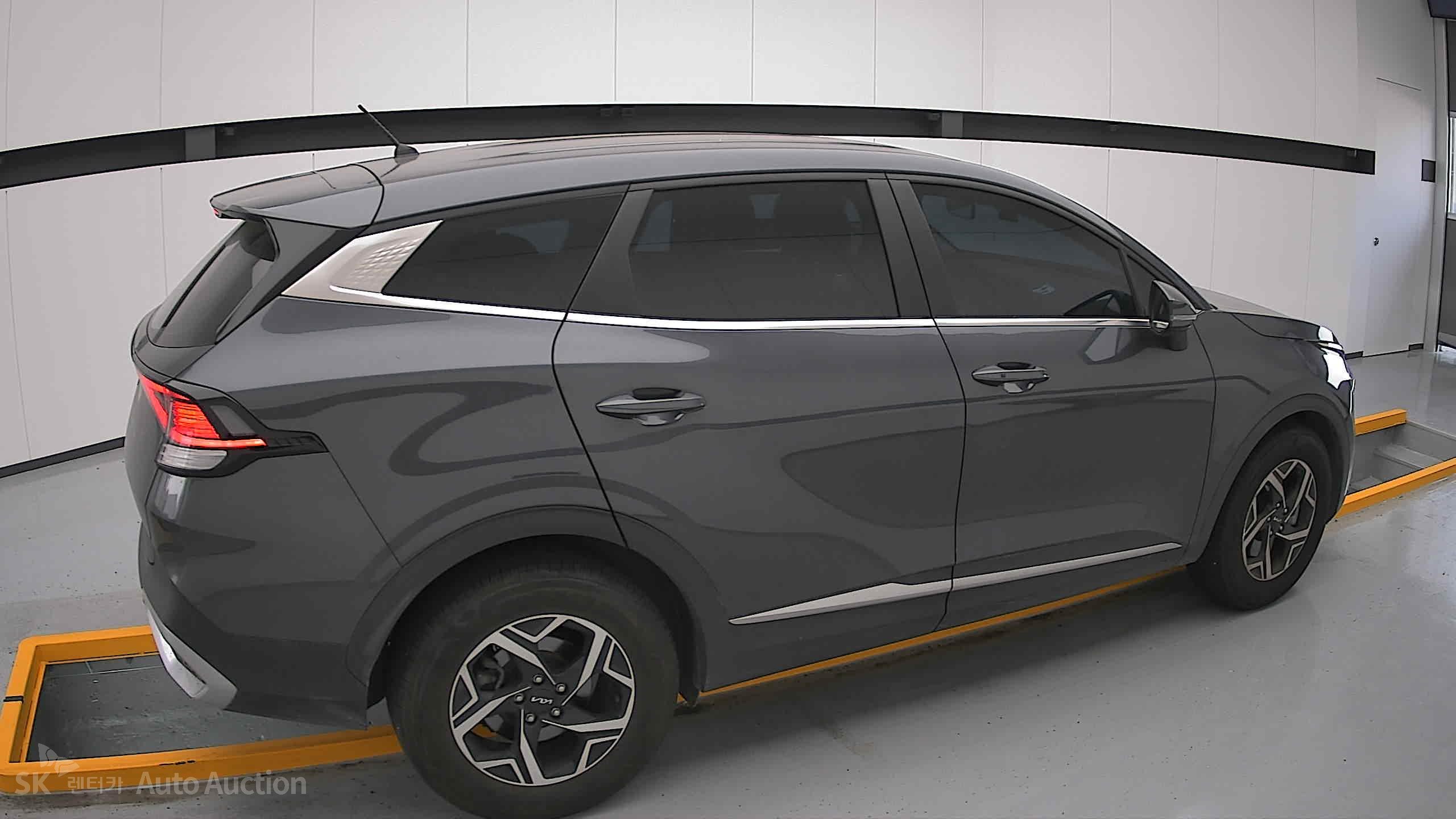 2023 - kia sportage