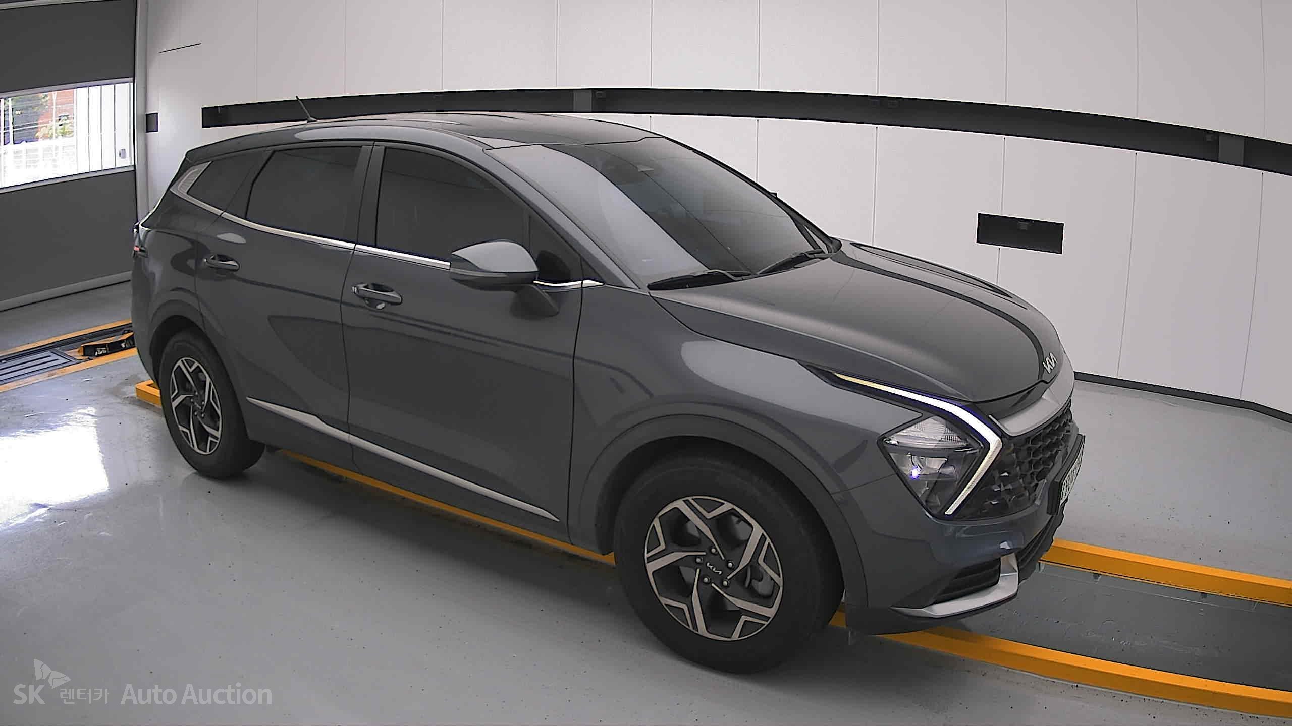 2023 - kia sportage