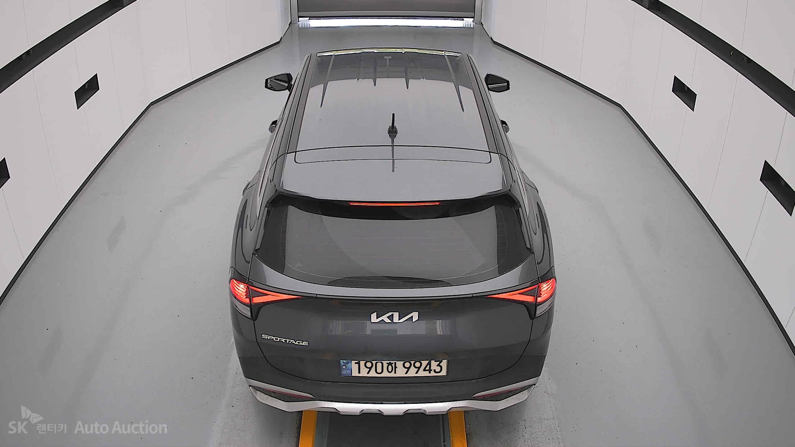2023 - kia sportage