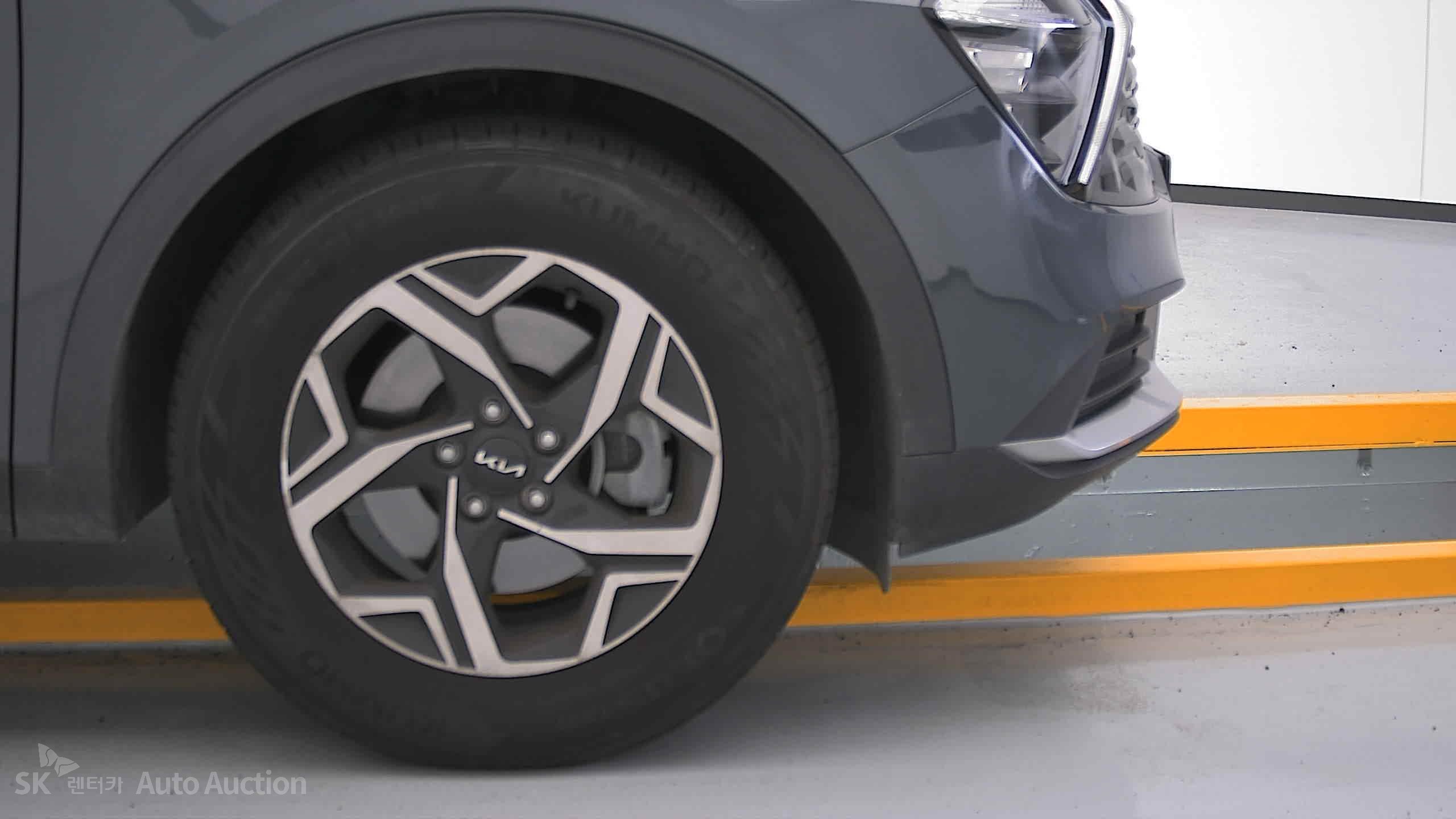 2023 - kia sportage
