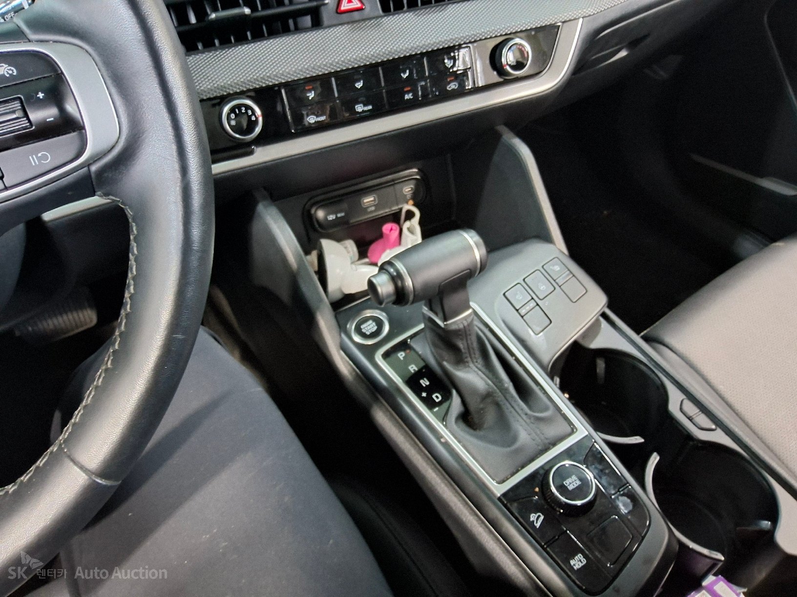 2023 - kia sportage
