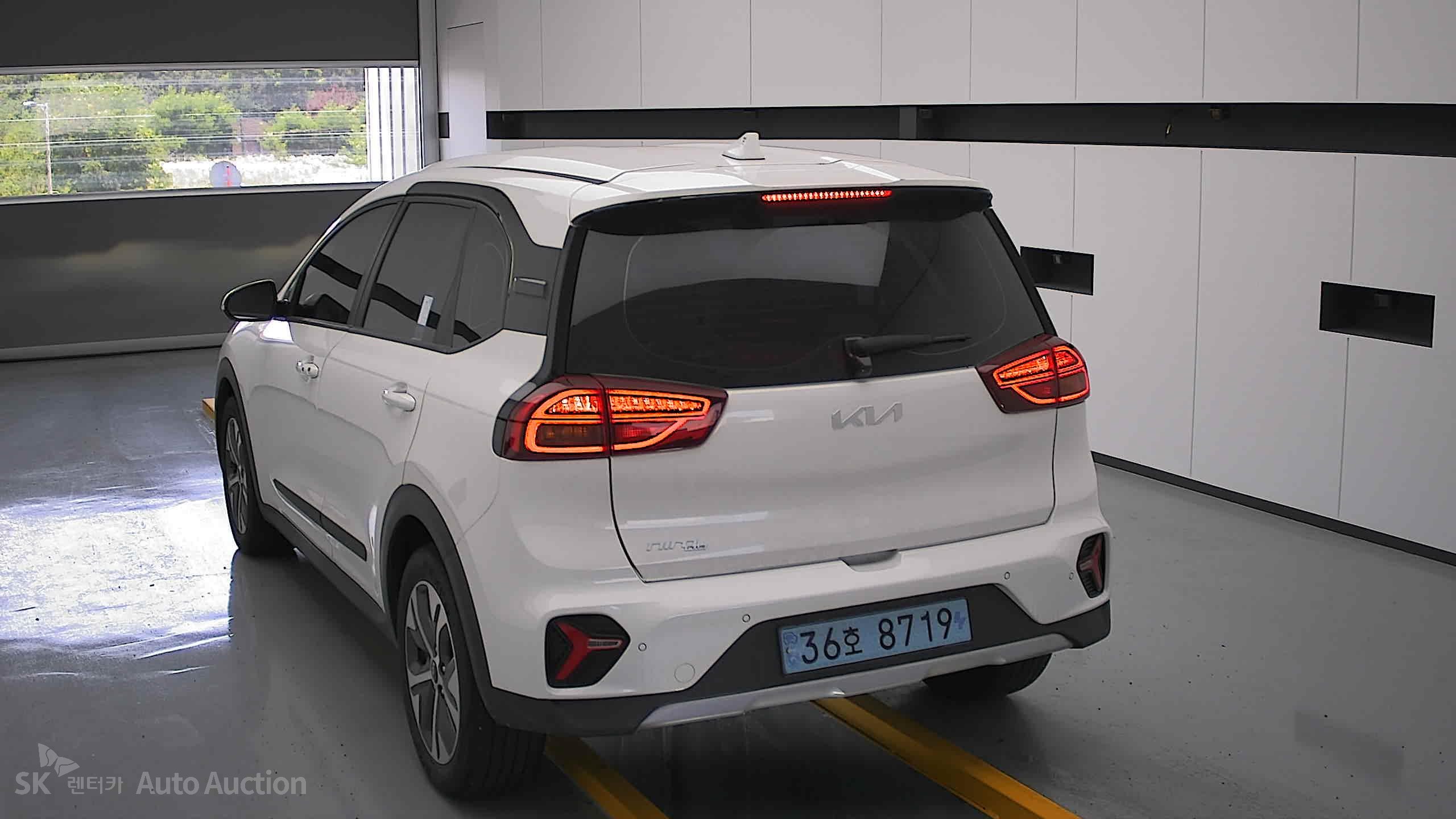 2023 - kia niro