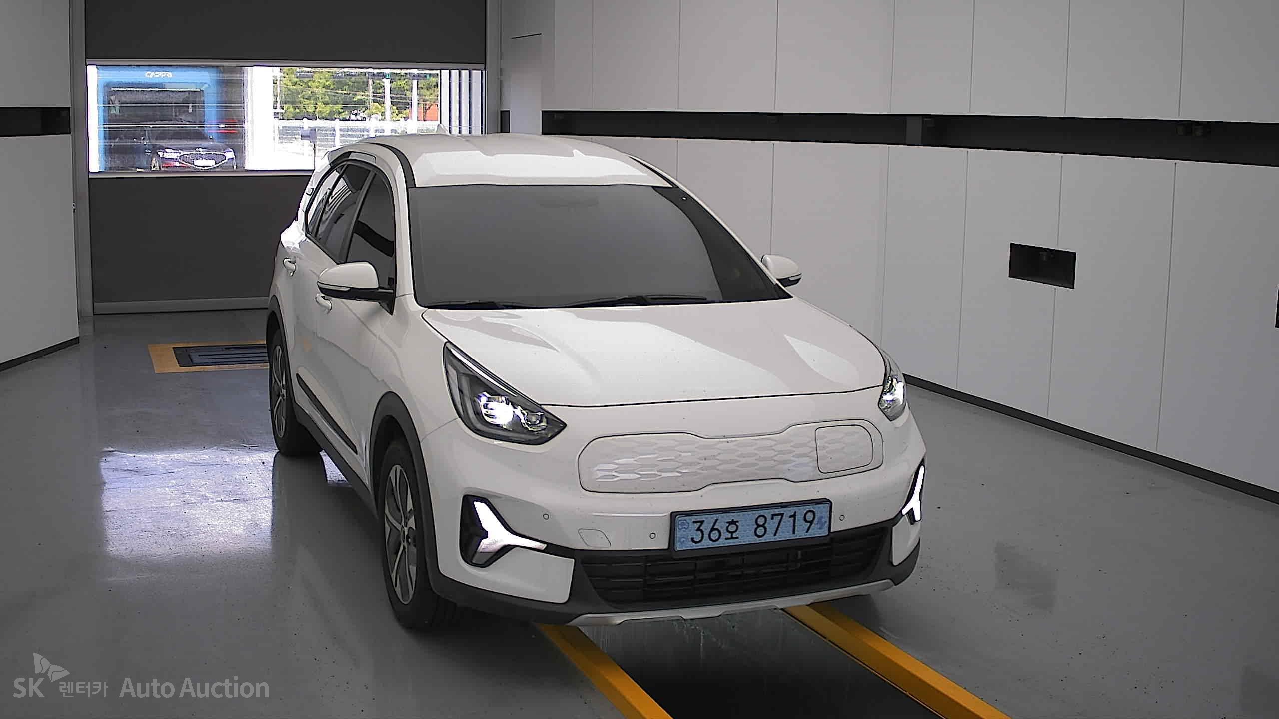 2023 - kia niro