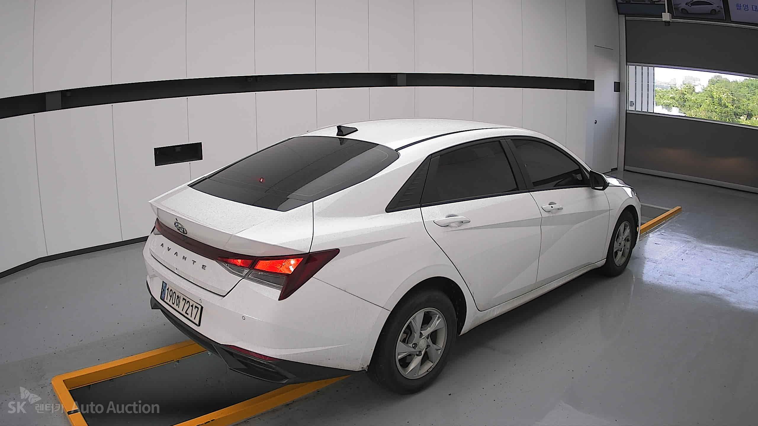 2023 - hyundai avante