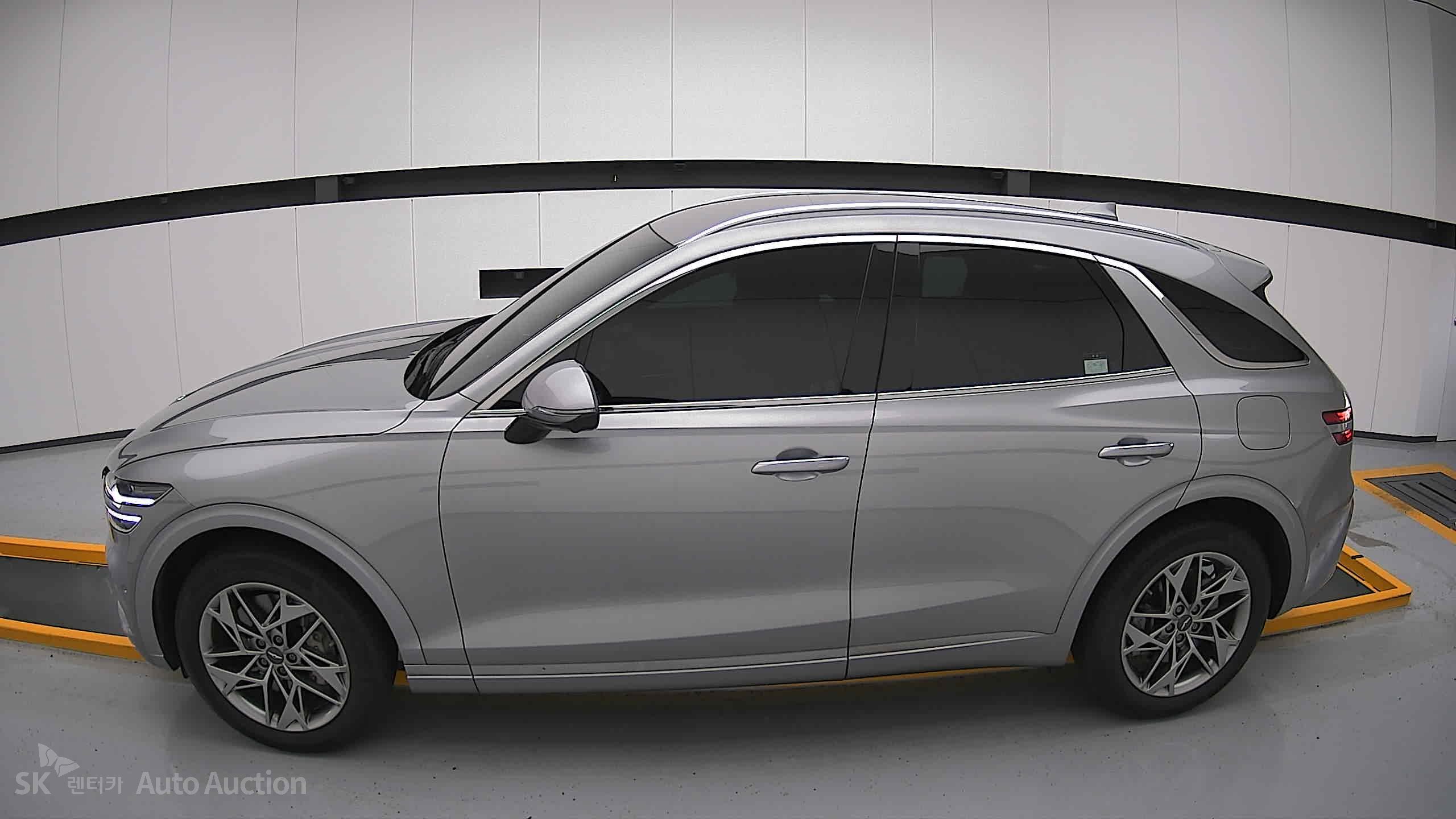 2023 - genesis gv70