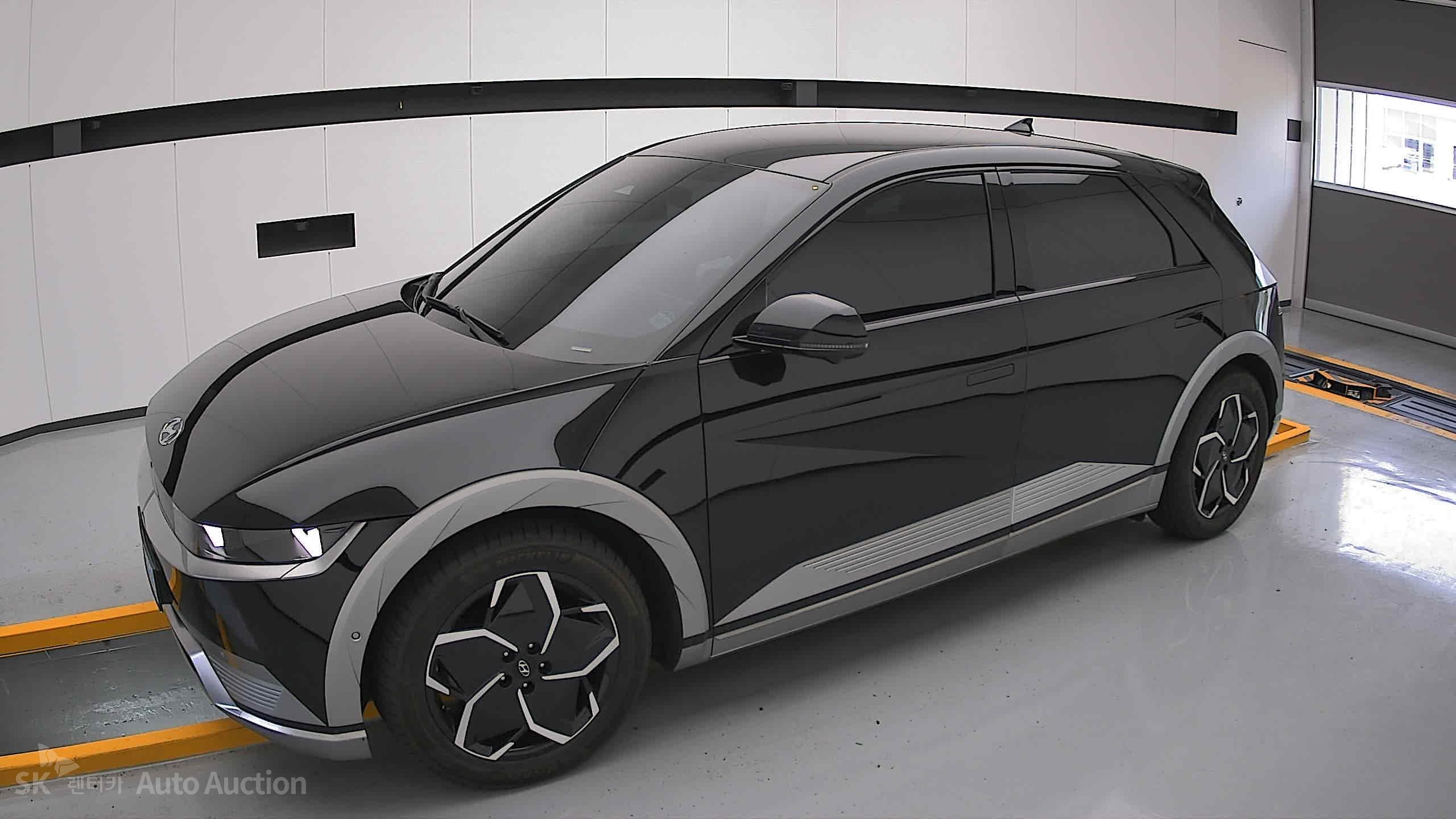 2022 - hyundai ioniq