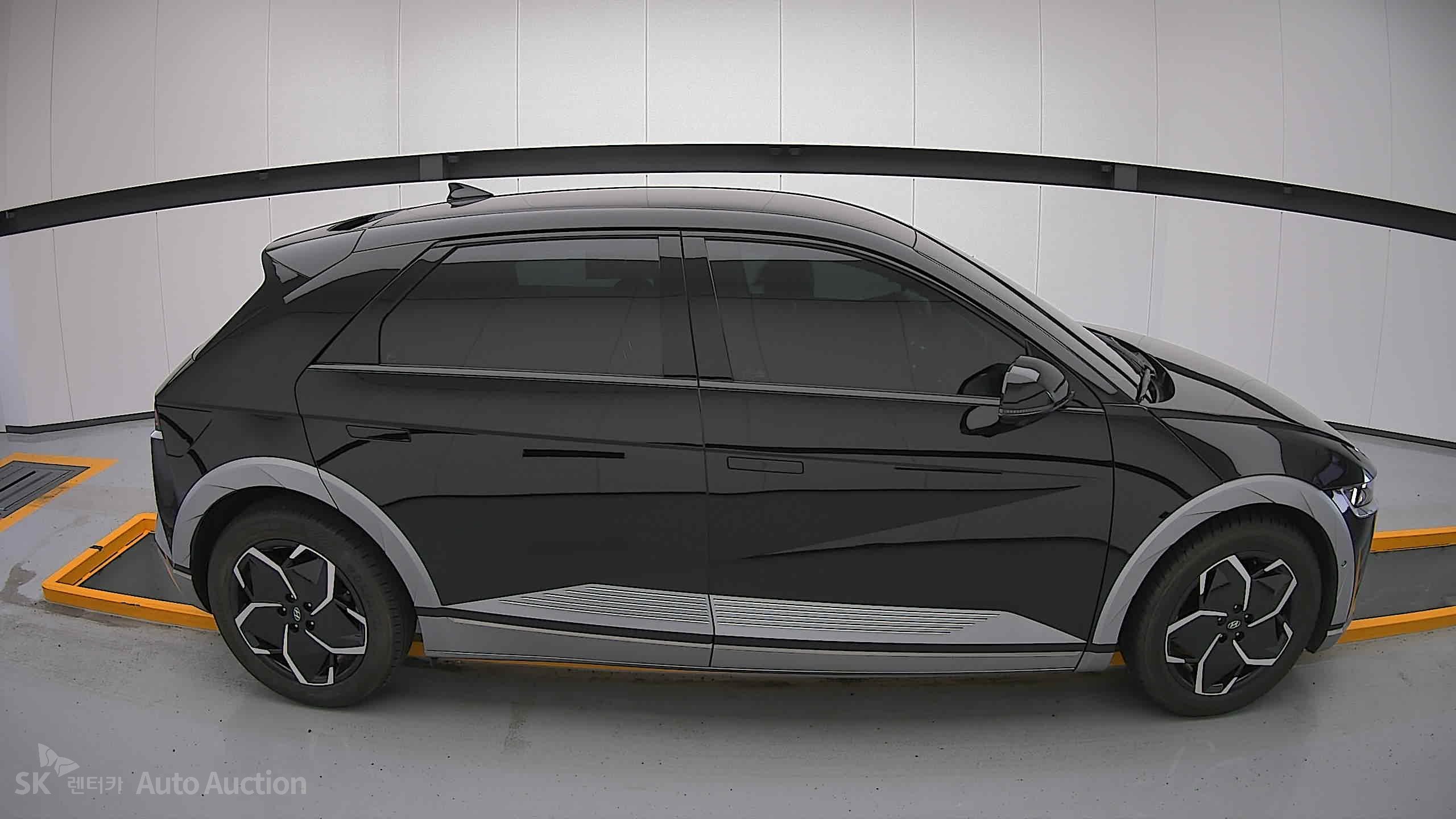 2022 - hyundai ioniq