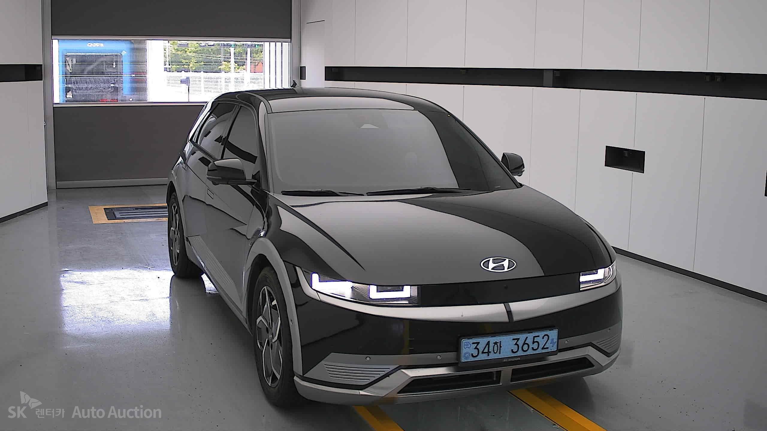 2022 - hyundai ioniq