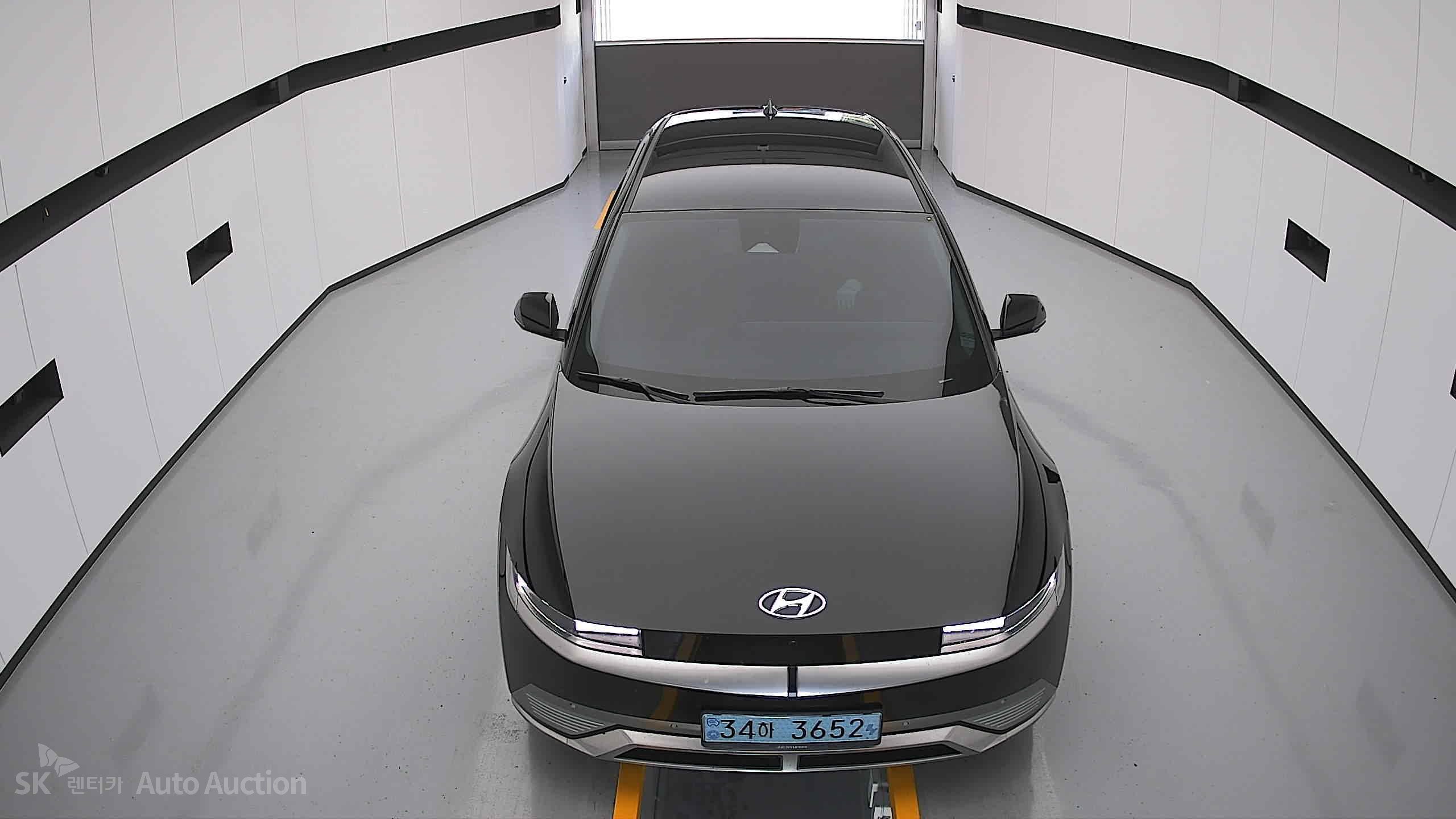 2022 - hyundai ioniq