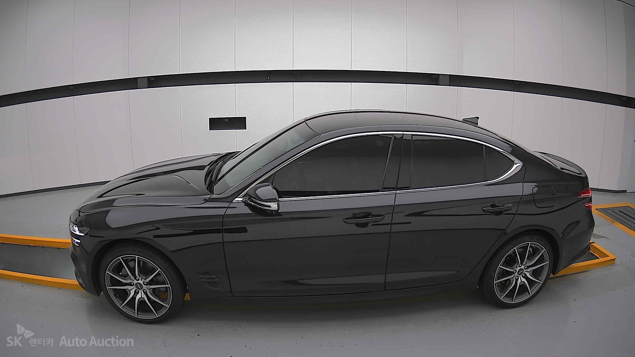 2022 - genesis g70