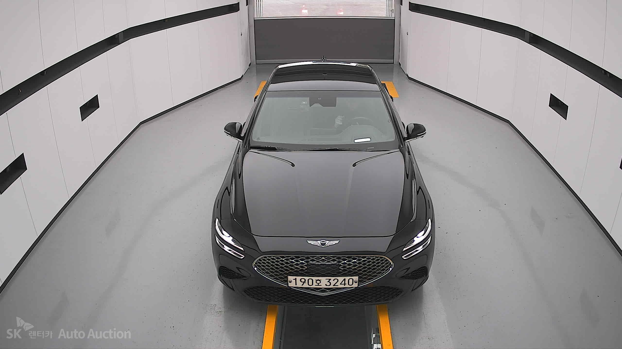 2022 - genesis g70