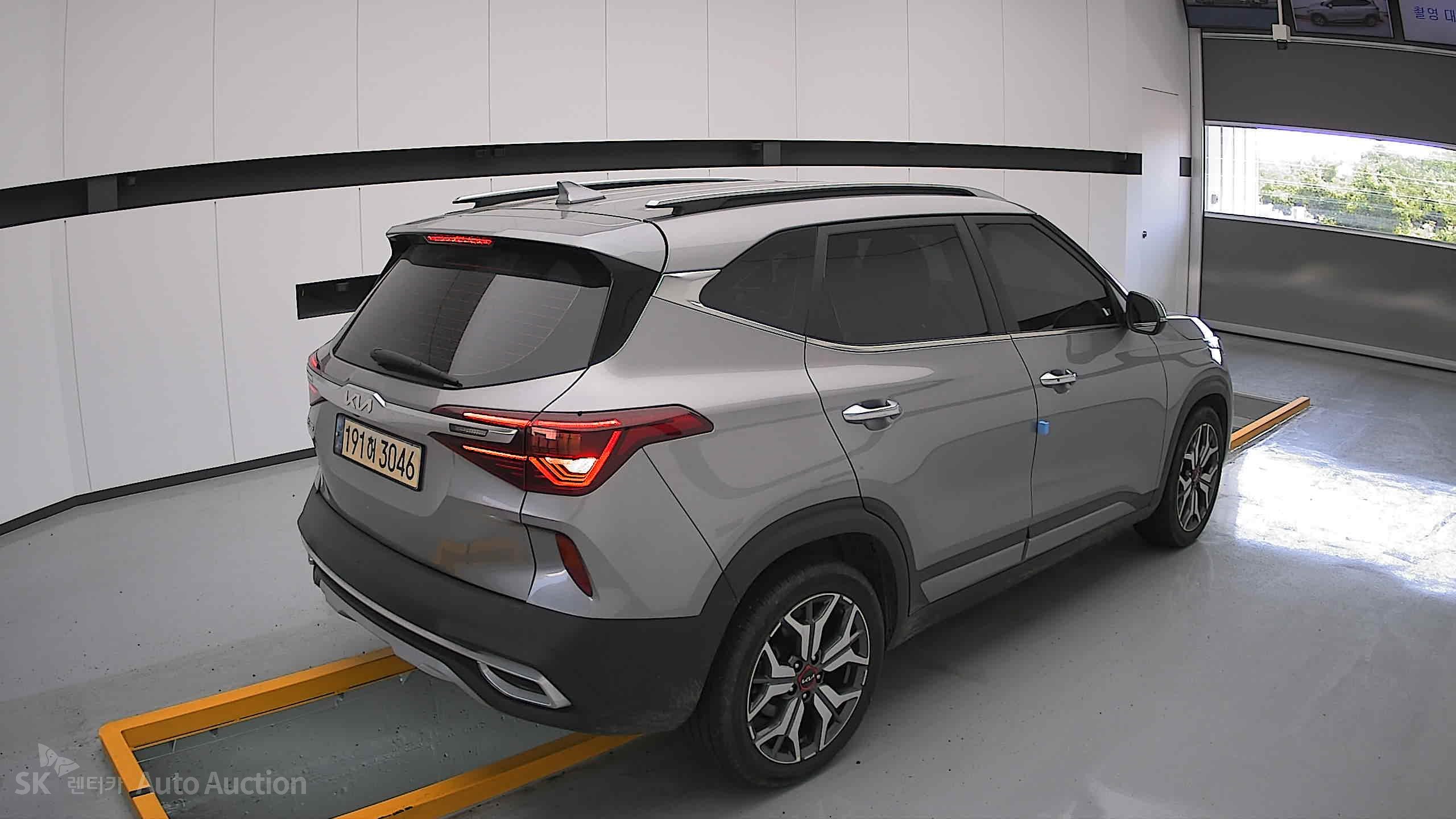 2023 - kia seltos